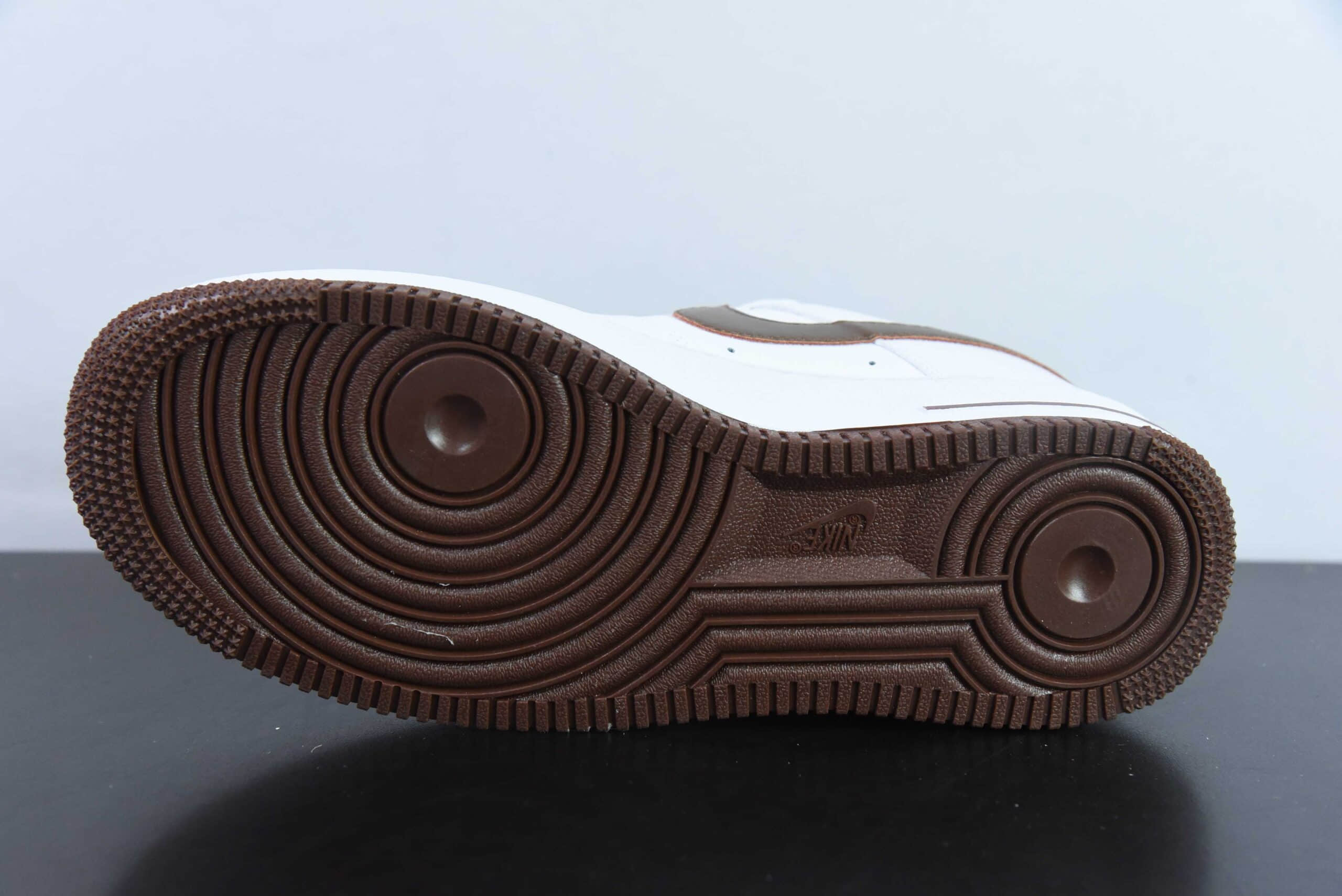 耐克Nike Air Force 1'07 Low 联名定制款白棕空军一号低帮休闲板鞋纯原版本 货号:306509-121