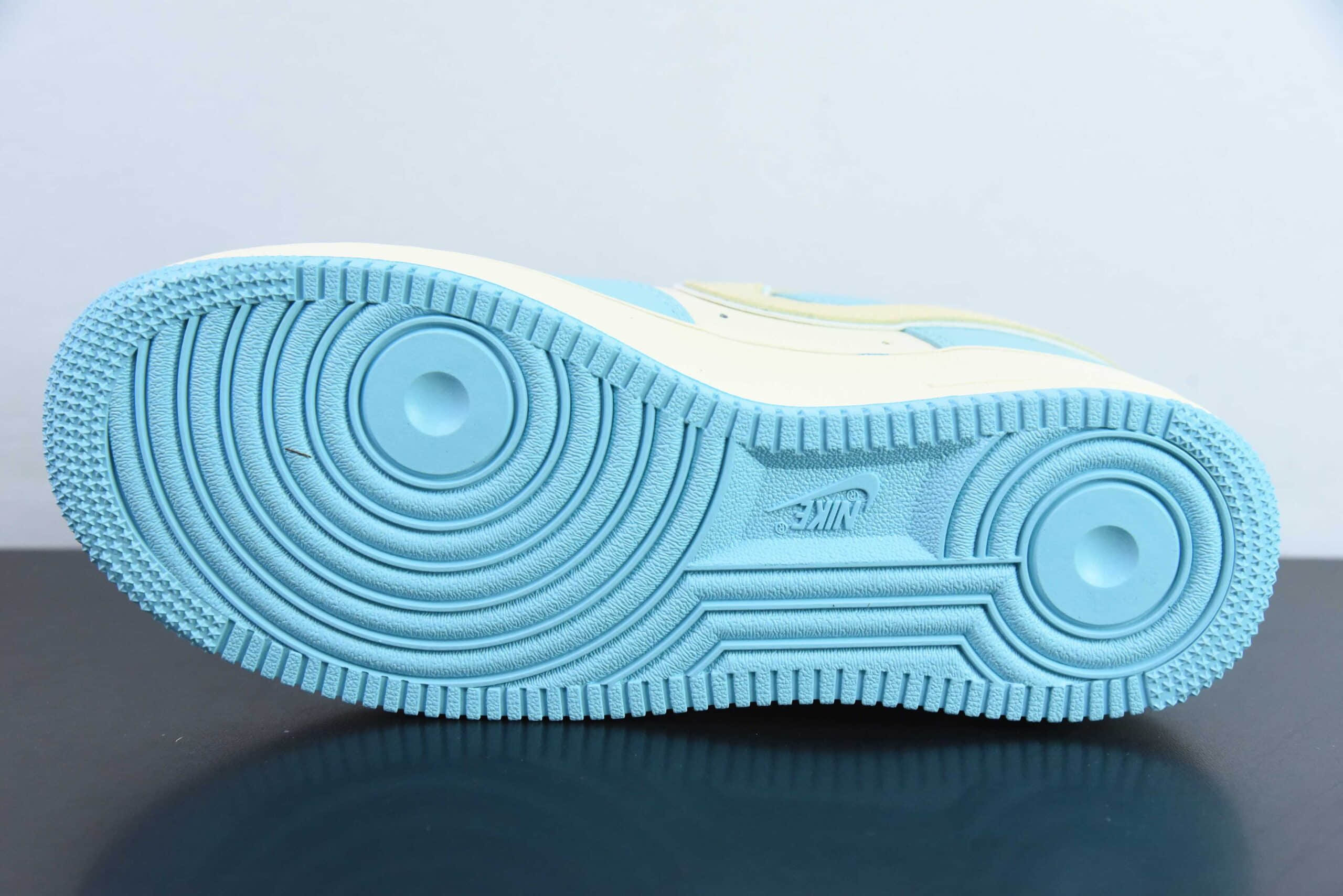 耐克NIke Air Force 1 '07 Low “Piemon”“小丑皇”空军一号低帮定制板鞋纯原版本 货号:XL2312-555