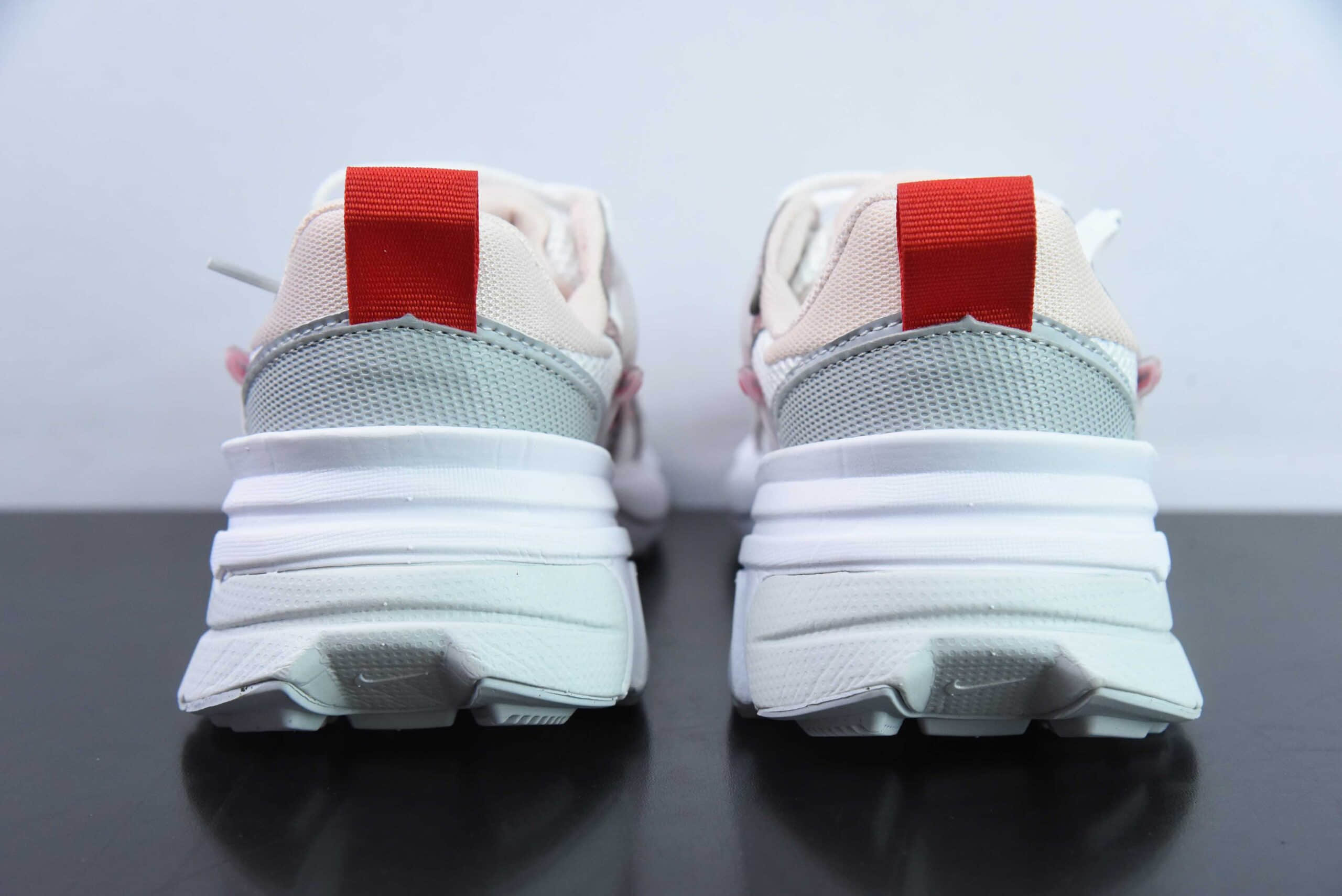 耐克Nike V2K Runtekk Run灰银粉减震防滑复古低帮跑步鞋纯原版本 货号：HF9997-100