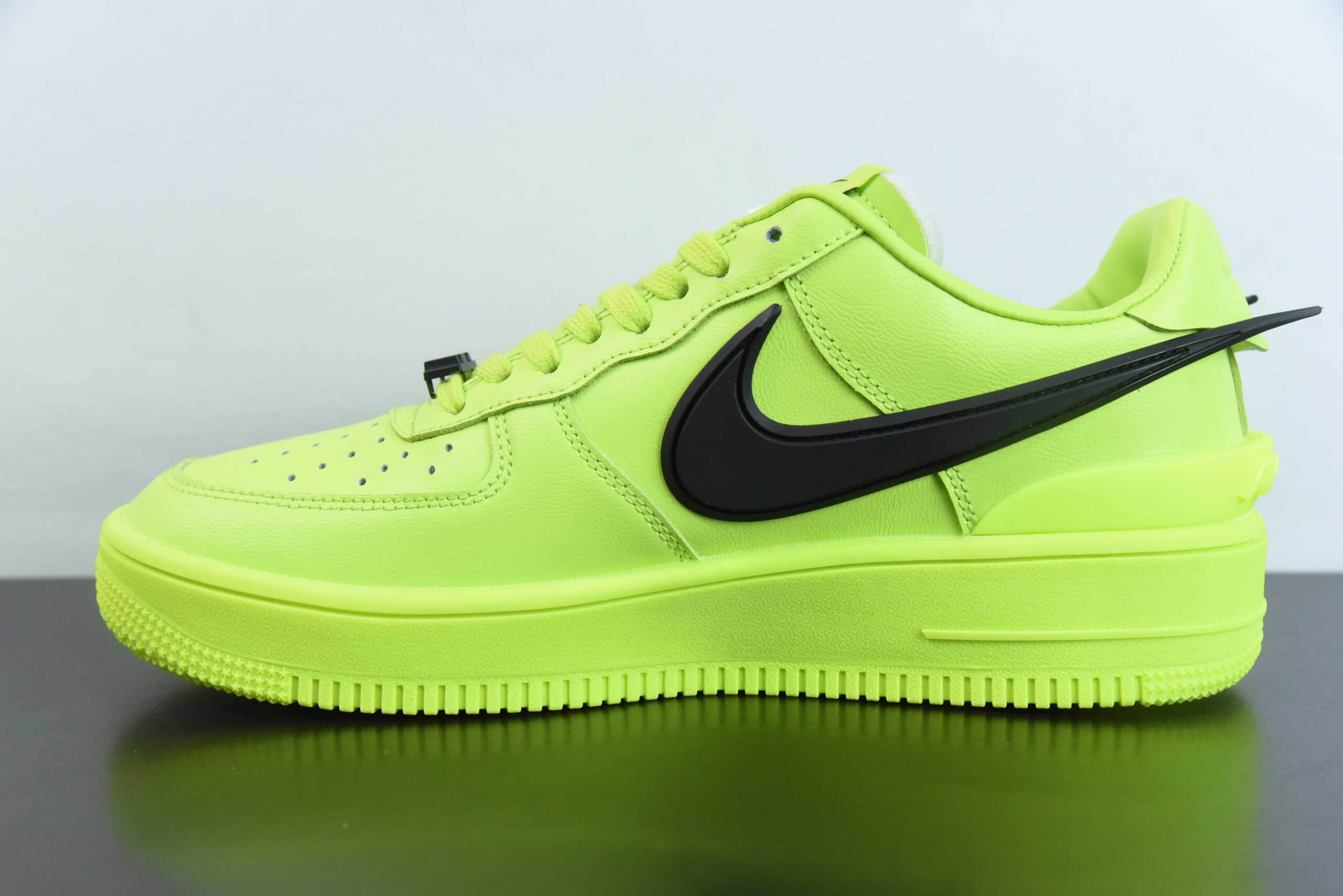耐克Nike AMBUSH x Air Force 1 Low SP埋伏系列荧光黄黑大钩空军联名合作款低帮板鞋纯原版本 货号:DV3464-100