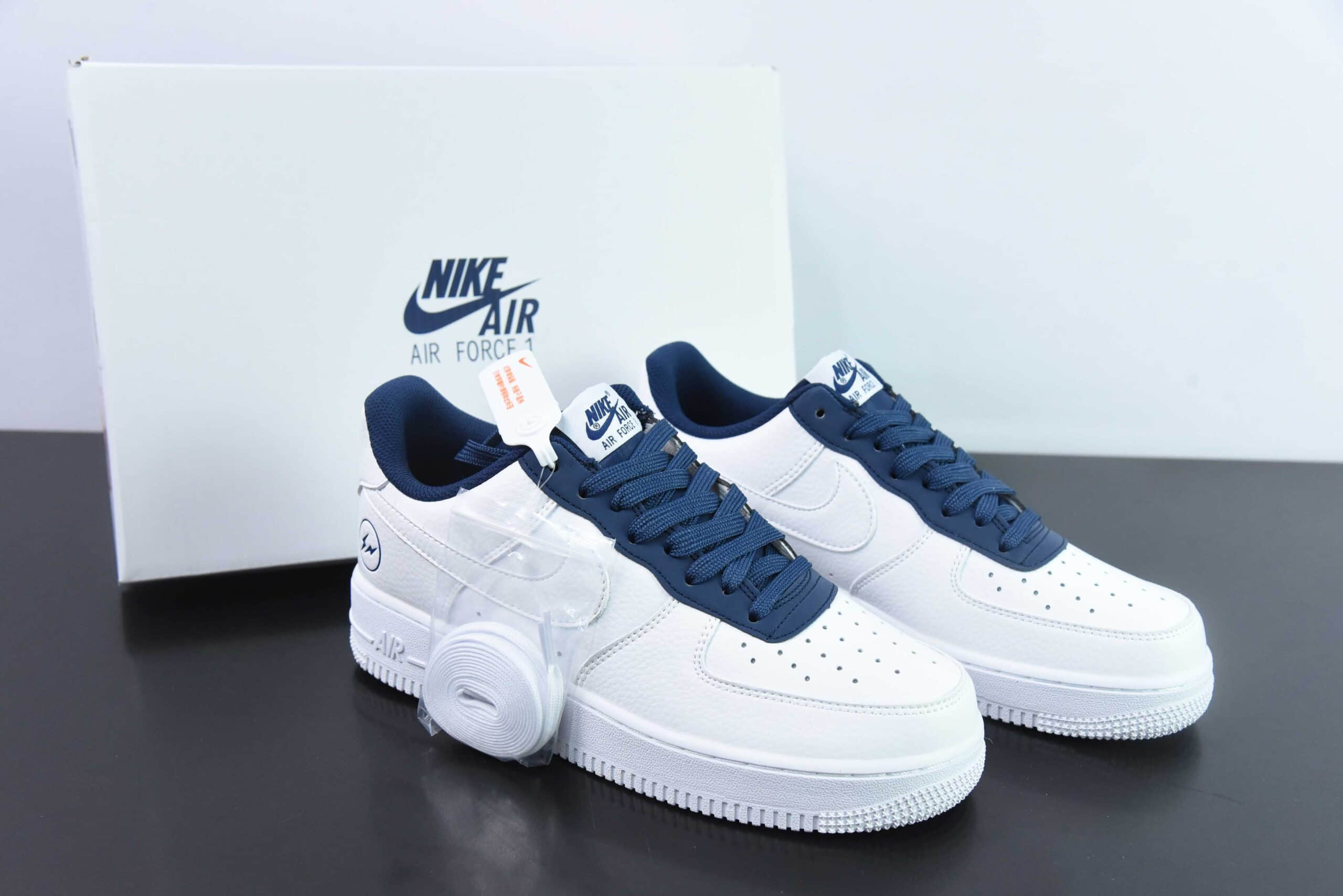 耐克Nike Fragment design x Nike Air Force 1 Low 闪电藤原浩联名白深蓝经典空军一号低帮休闲板鞋纯原版本 货号:TT0801-606