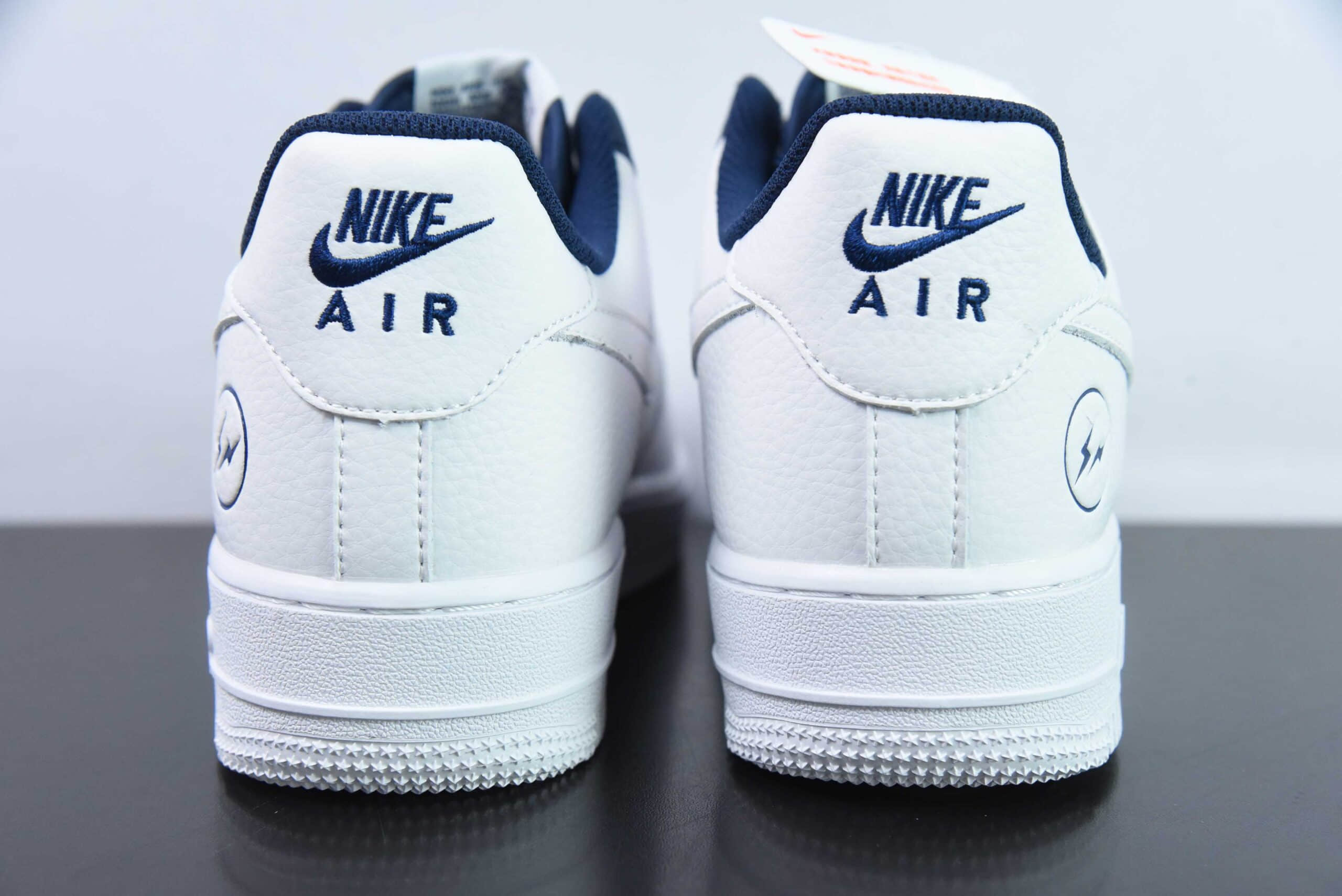 耐克Nike Fragment design x Nike Air Force 1 Low 闪电藤原浩联名白深蓝经典空军一号低帮休闲板鞋纯原版本 货号:TT0801-606