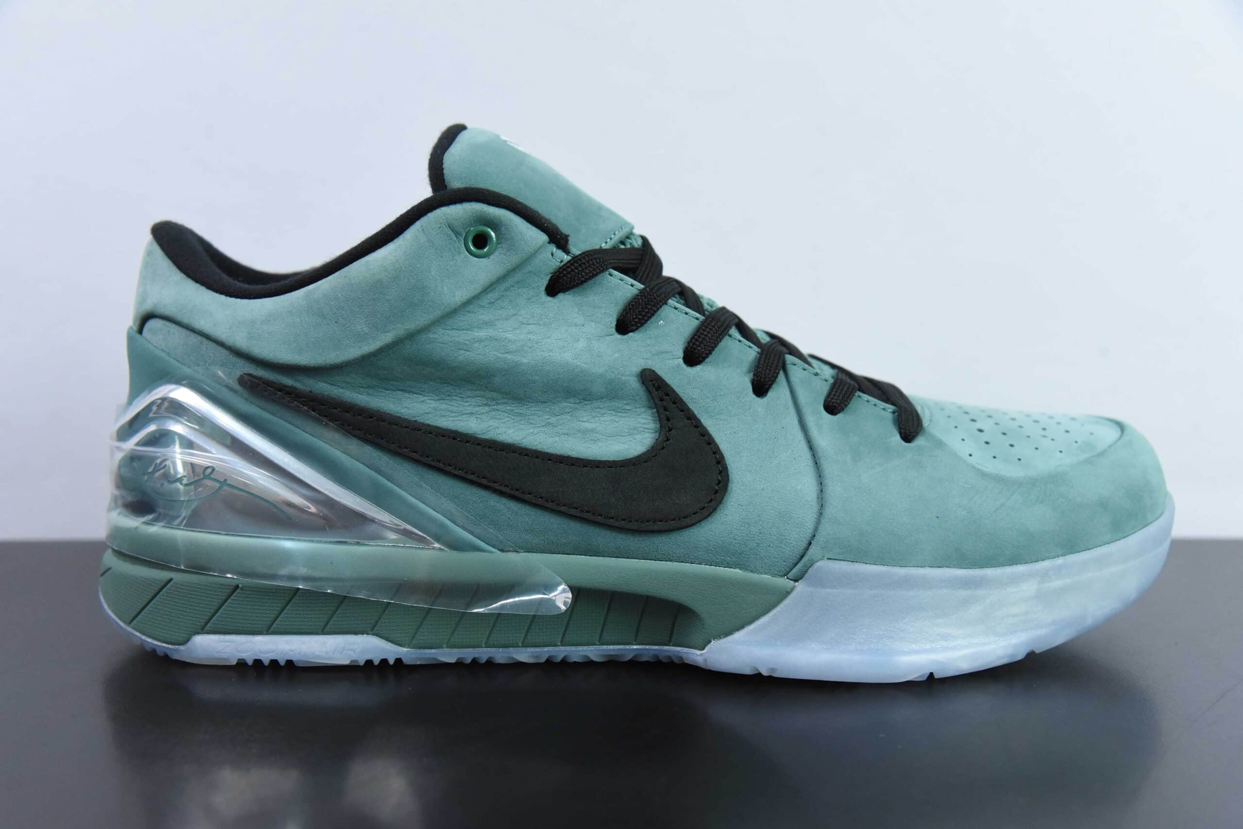 科比Zoom Kobe 4 科比四代电镀银绿色男子实战篮球鞋纯原版本 货号:FQ3545-300