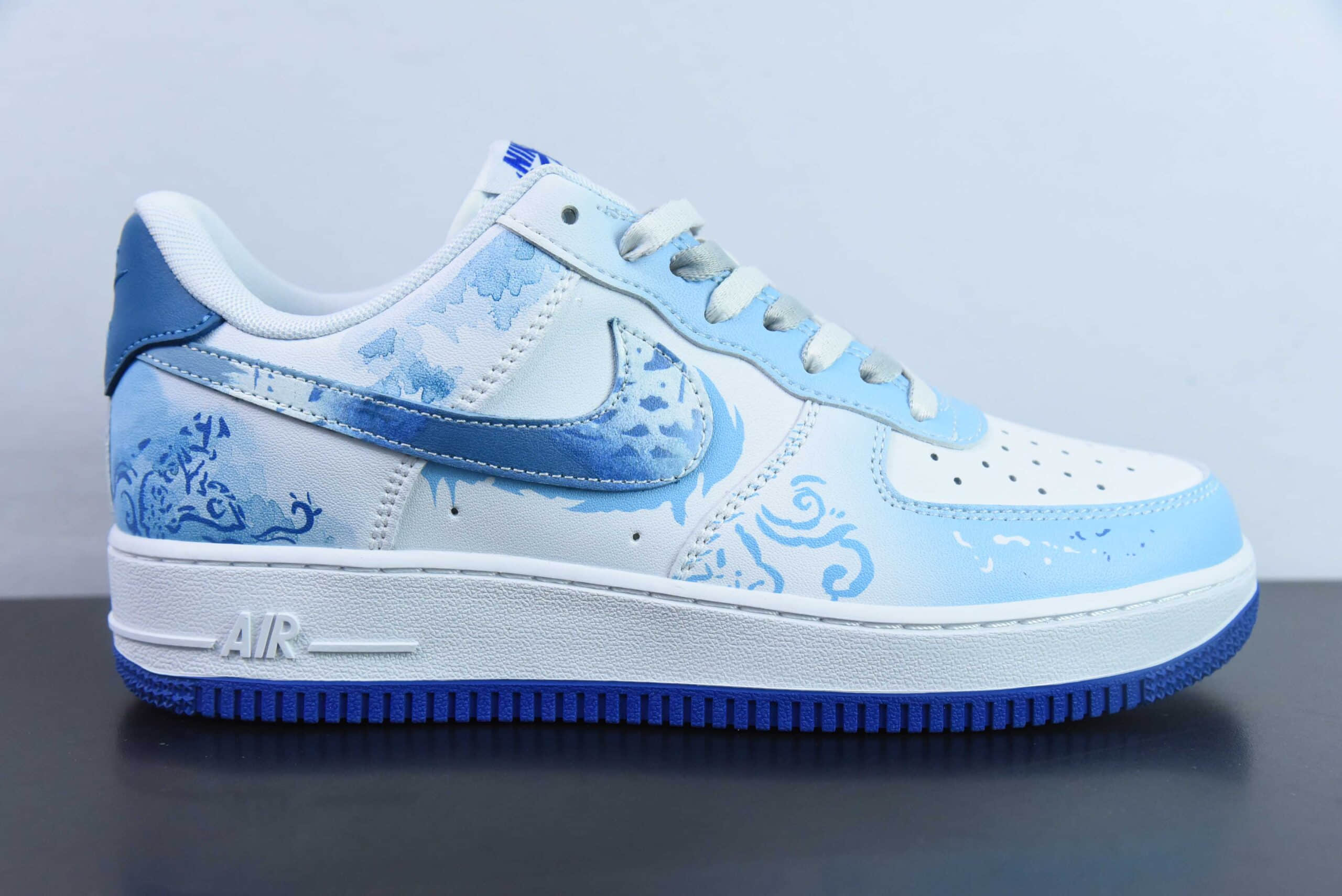 耐克NikeAir Force 1'07 Low “玲珑瓷”空军一号低帮休闲板鞋纯原版本 货号:DV0813-104