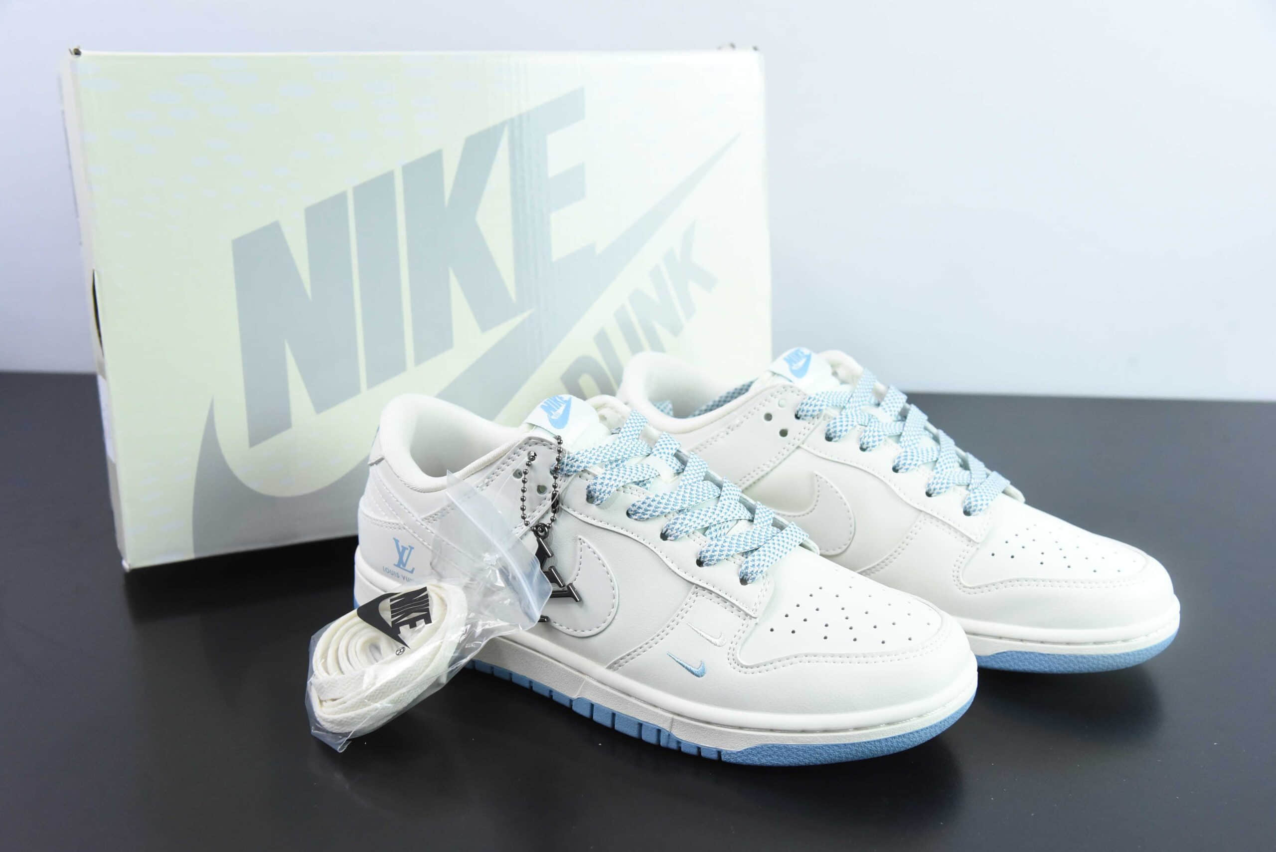 耐克 Nike SB Dunk Low LV联名米白蓝SB低帮休闲滑板鞋纯原版本 货号：XX2025-308