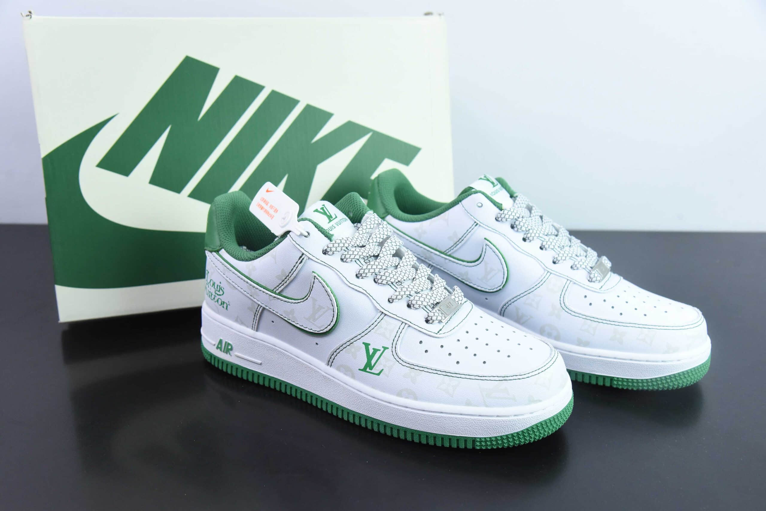 耐克Nike Air Force 1 AF1白绿 LV印花空军一号低帮休闲板鞋纯原版本 货号：BS8805-603 