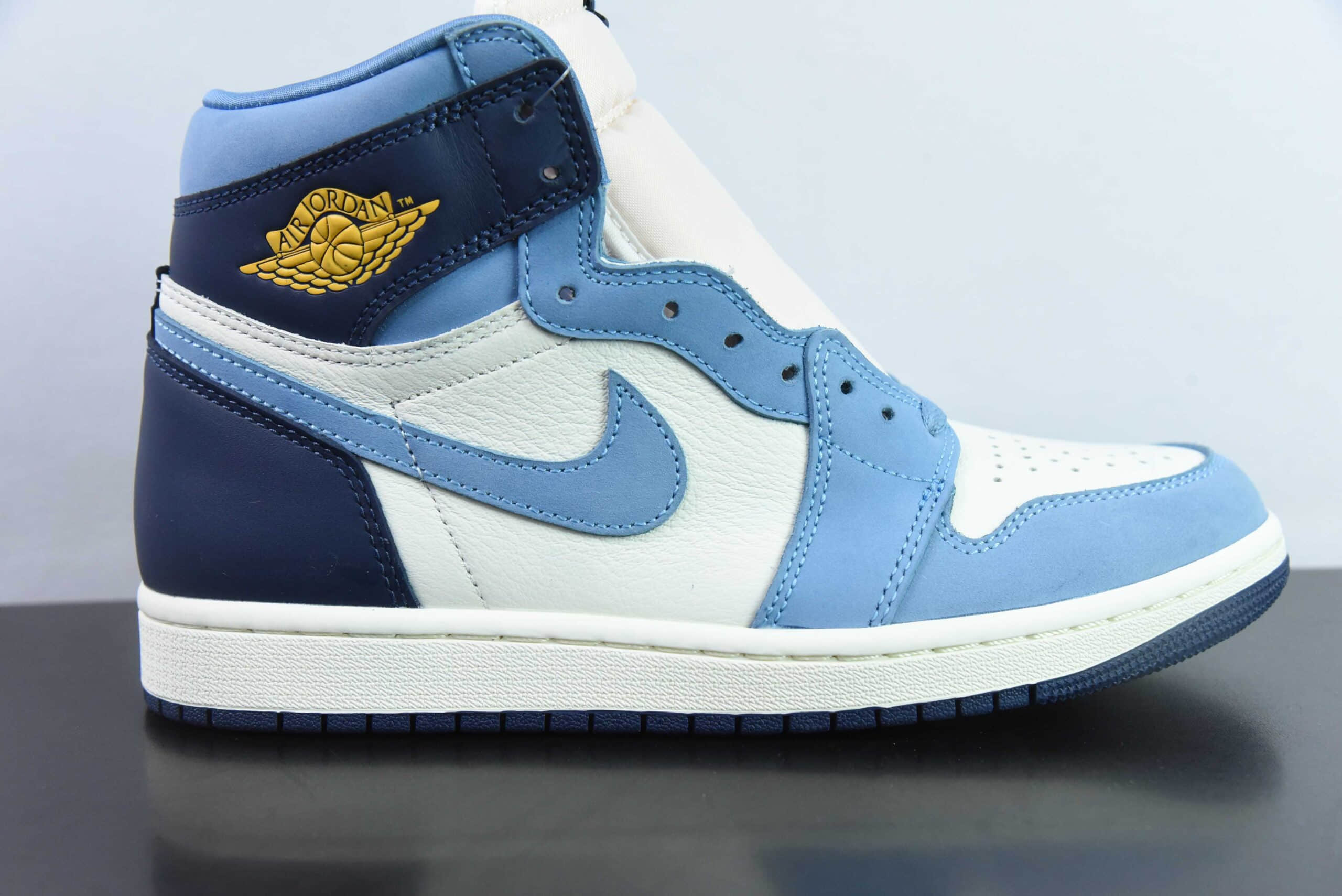 乔丹Air Jordan 1 High OG WMNS “First in Flight”aj1白蓝高帮复古文化篮球鞋纯原版本 货号:FD2596-400