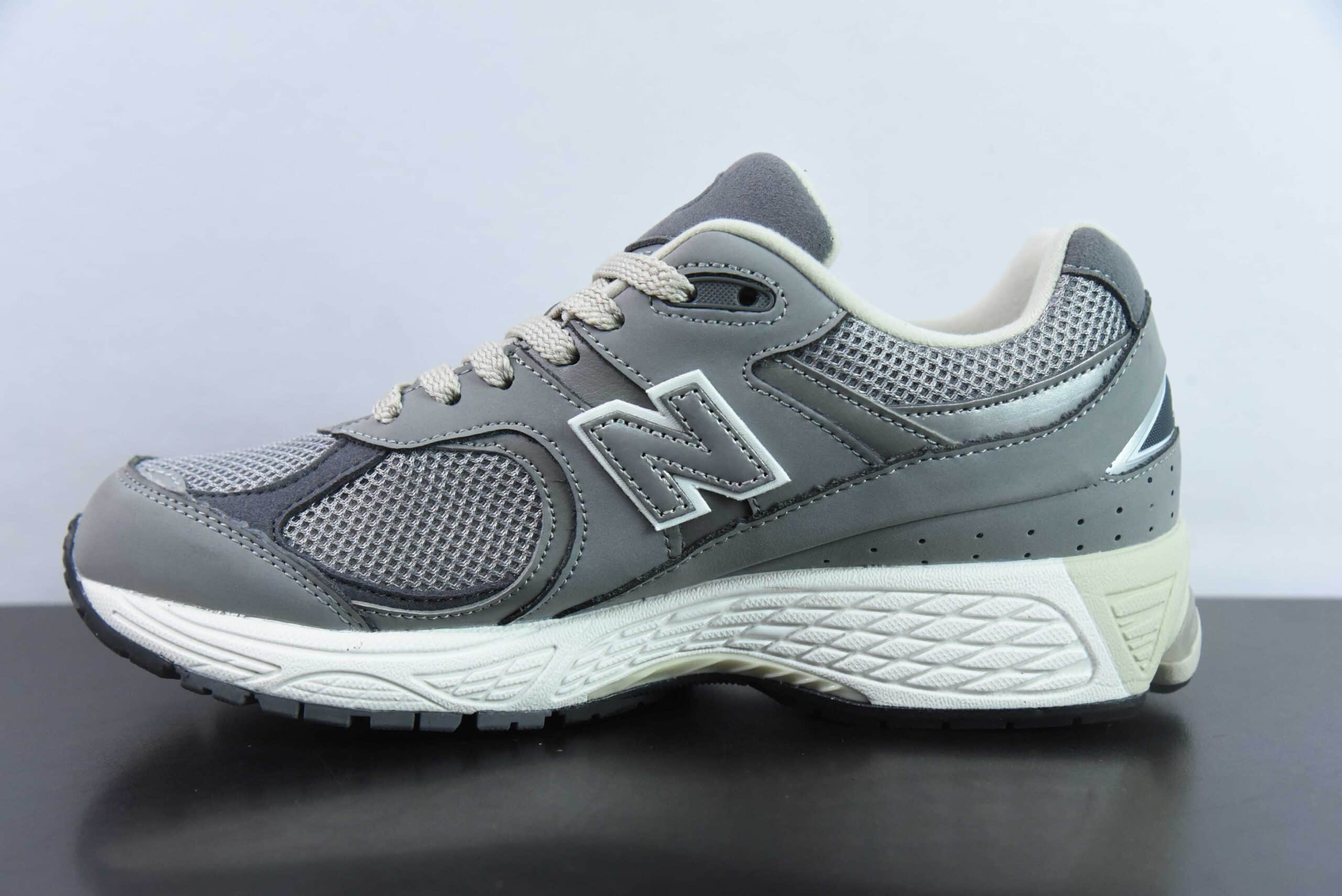 新百伦New Balance 2002RLinen withSlate Grey麂皮工装奶油白灰低帮复古休闲慢跑鞋纯原版本 货号：W2002RNM