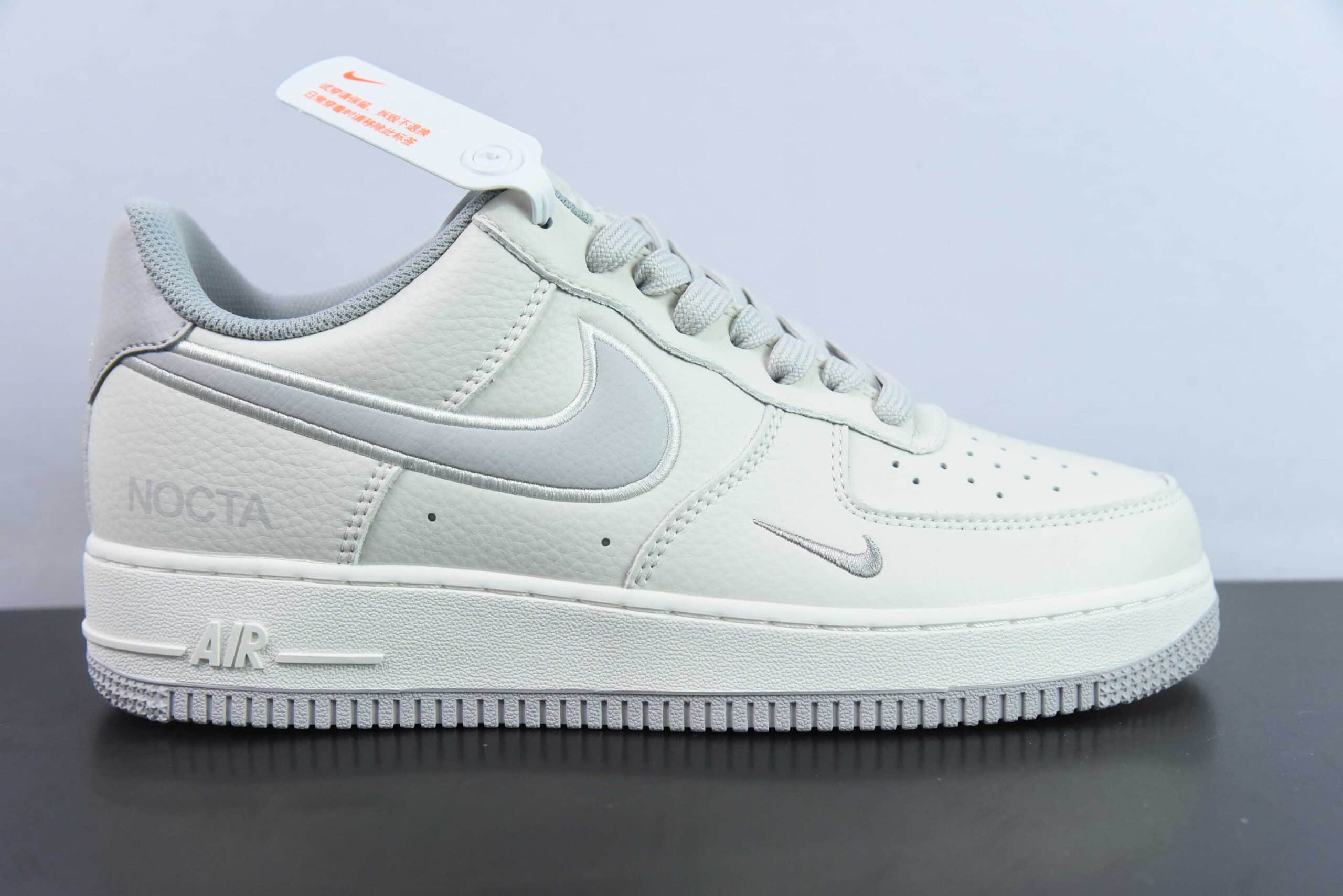 耐克Nike Nocta x Nk Air Force 1'07 Low 联名款米灰空军一号低帮休闲板鞋纯原版本 货号:NO0224-021