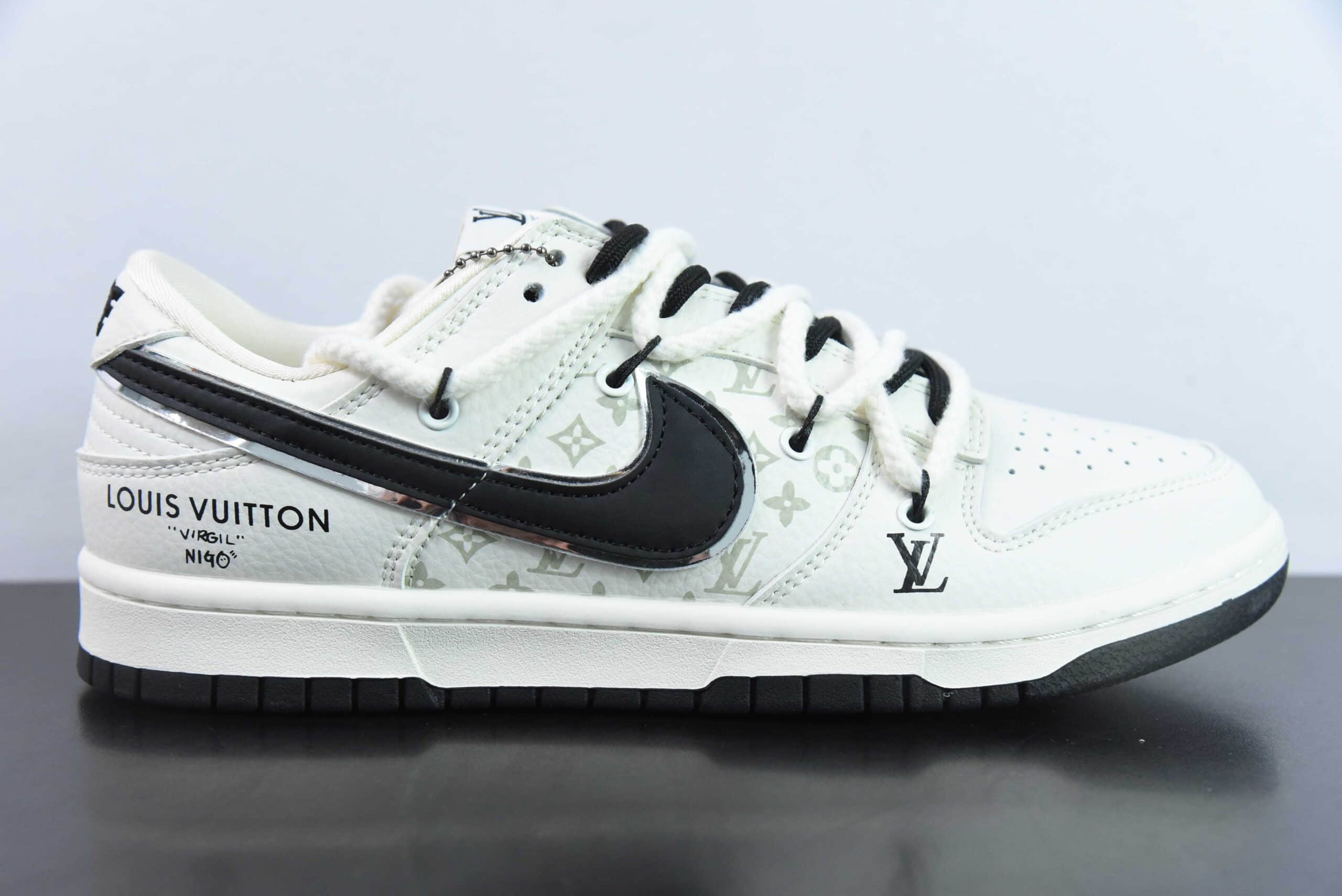 耐克Nike SB Dunk Low LV联名米白黑印花周年高端定制低帮休闲板鞋纯原版本 货号:SJ2068-243