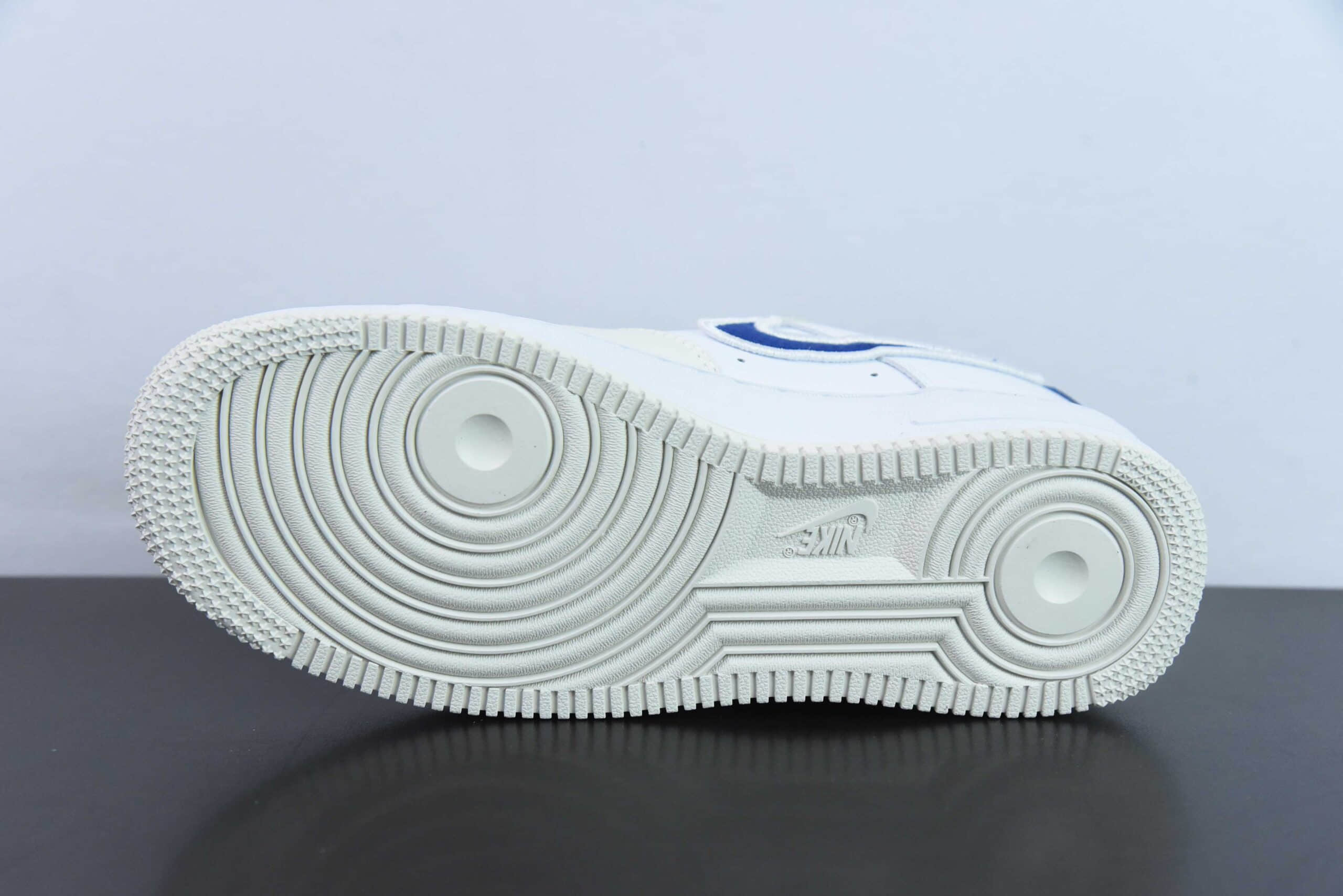 耐克Nike Air Force 1'07 Low 白蓝红鸳鸯1972印花空军一号低帮休闲板鞋纯原版本 货号：FZ3190-400