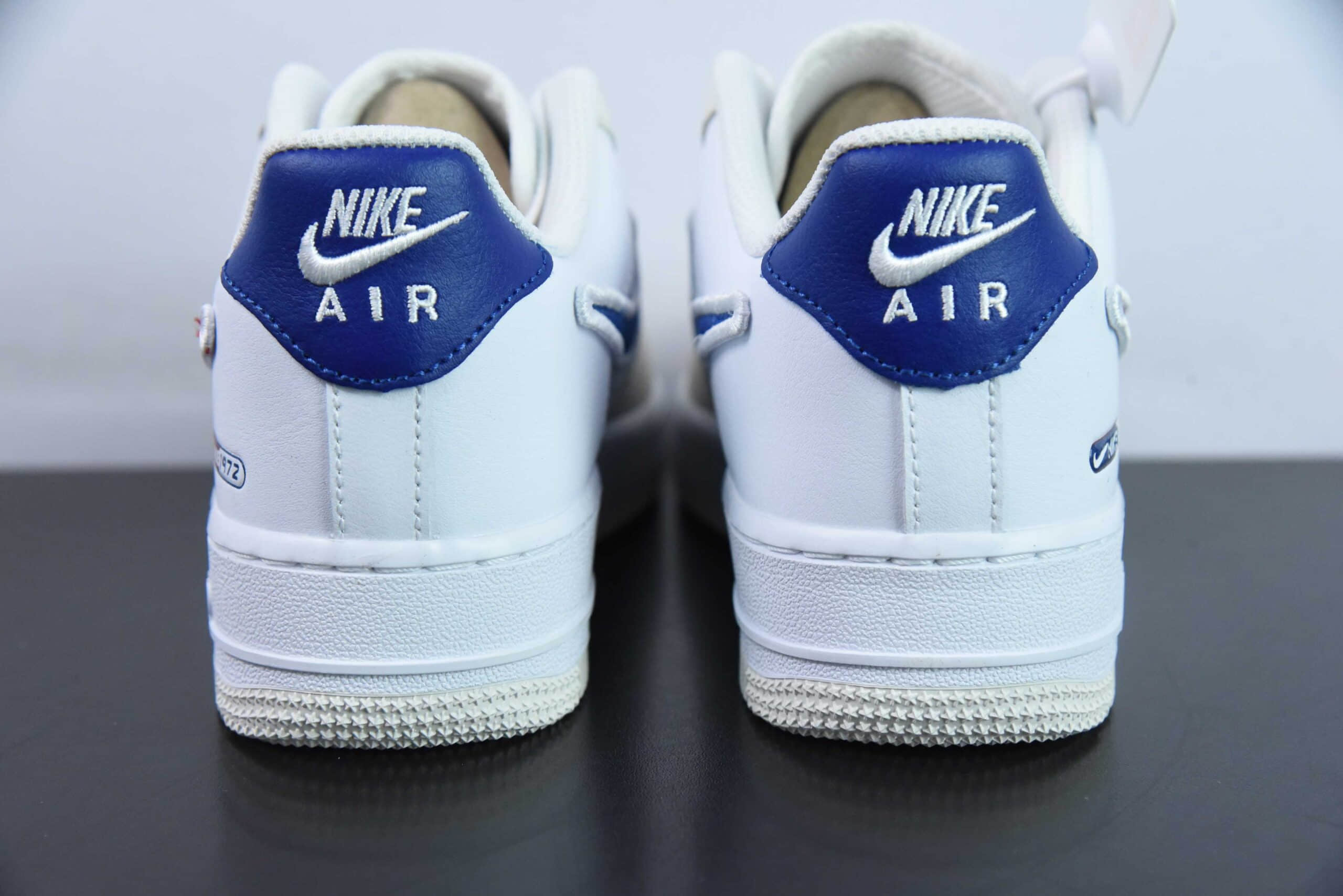 耐克Nike Air Force 1'07 Low 白蓝红鸳鸯1972印花空军一号低帮休闲板鞋纯原版本 货号：FZ3190-400