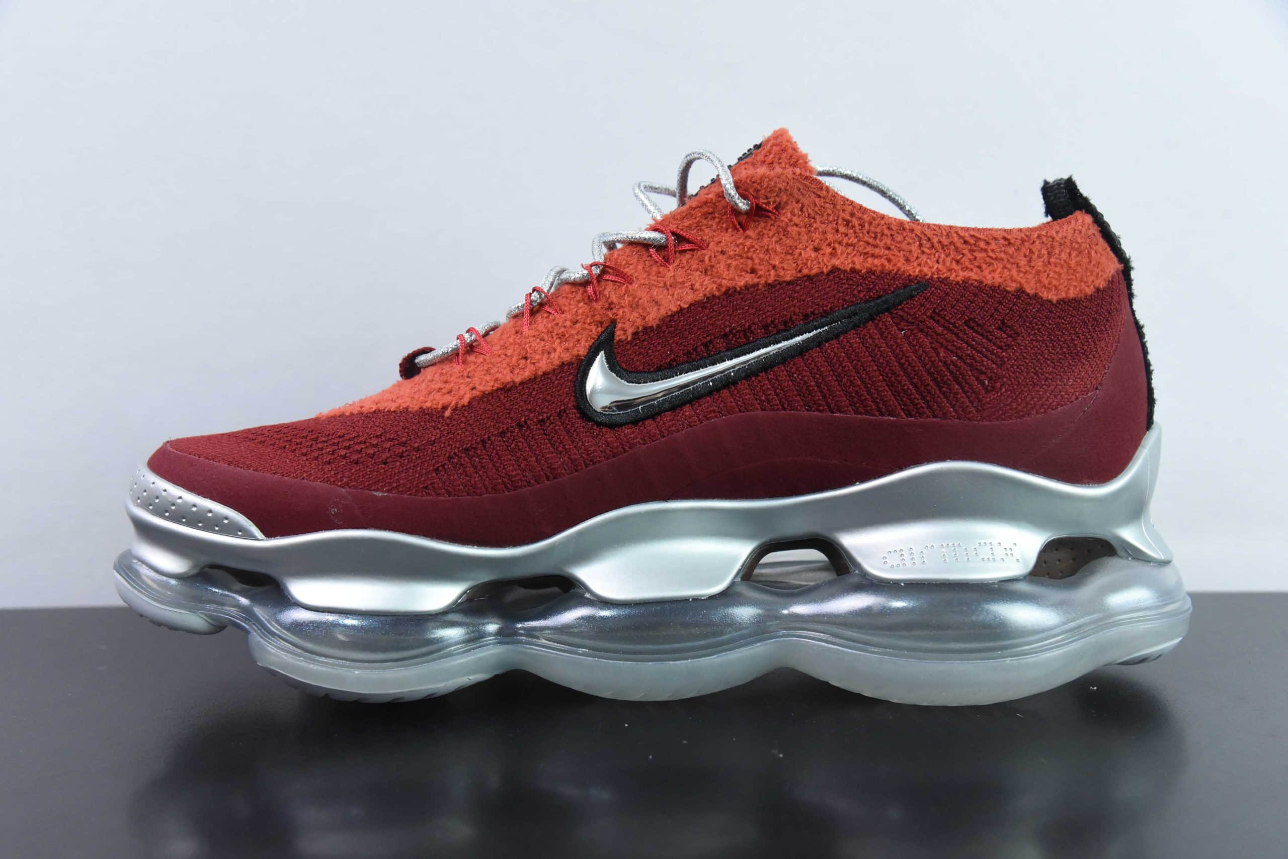 耐克Nike Air Max Scorpion 红银次世代全掌气垫跑鞋纯原版本 货号：DJ4701-700 