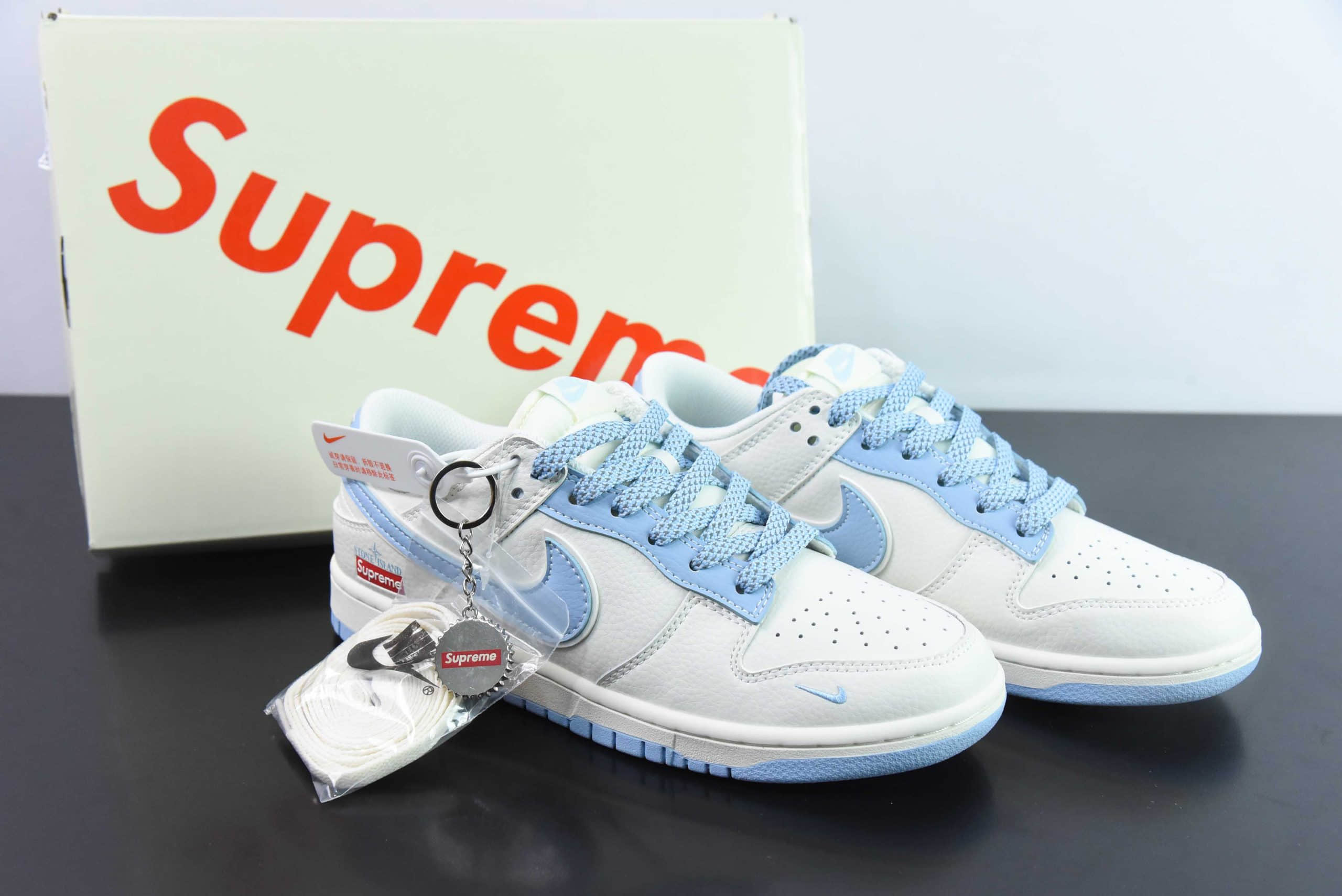 耐克Nike SB Dunk Low“石头岛Supreme联名蔚蓝满天星SB低帮休闲滑板鞋纯原版本 货号:BB9866-001