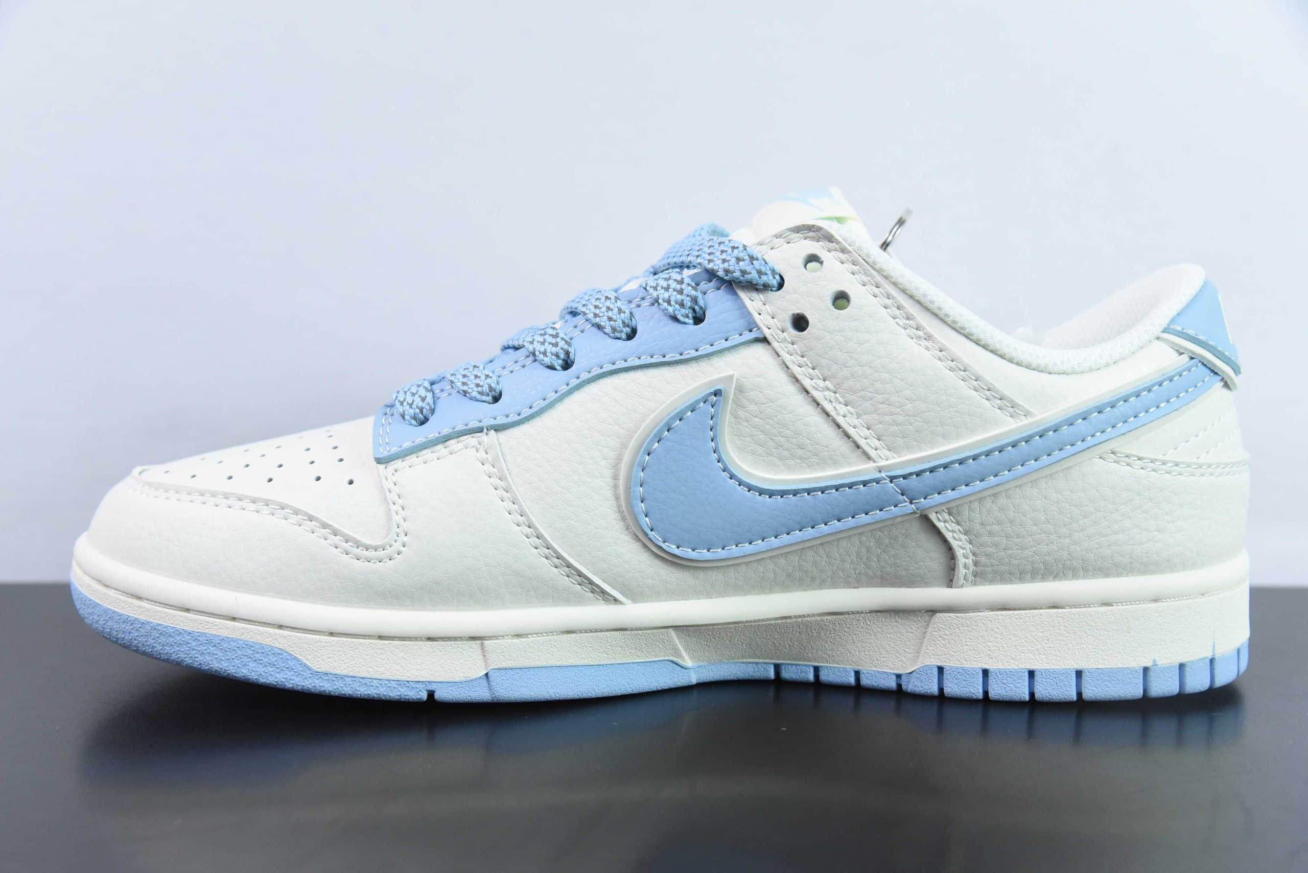 耐克Nike SB Dunk Low“石头岛Supreme联名蔚蓝满天星SB低帮休闲滑板鞋纯原版本 货号:BB9866-001
