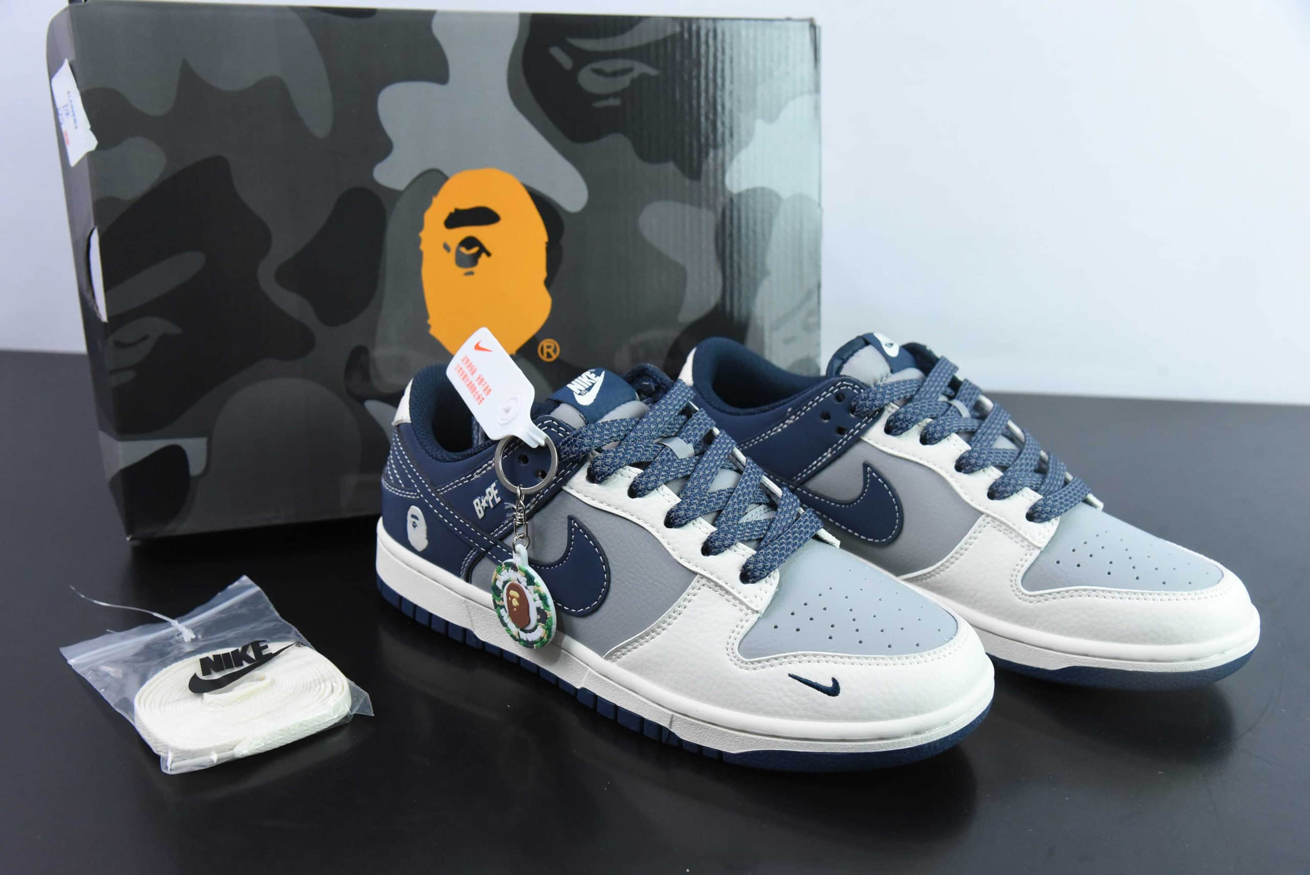 耐克Nike SB Dunk Low BAPE联名米蓝灰周年高端定制SB低帮休闲板鞋纯原版本 货号: BB8969-001