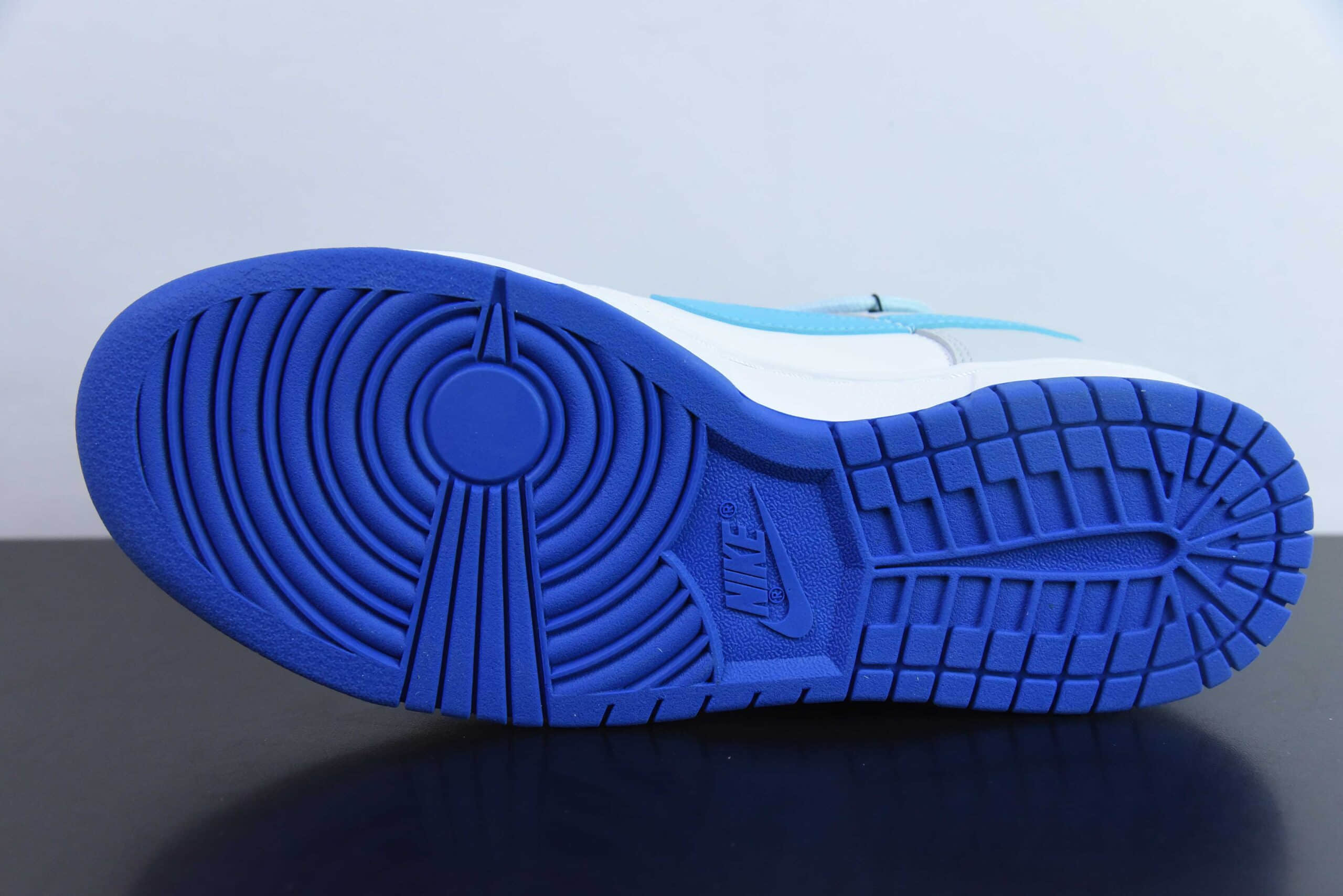 耐克Nike Dunk Low 涂鸦解构风休闲日记渐变泼墨字母 SB绑带低帮休闲板鞋纯原版本 货号:DV0831-104