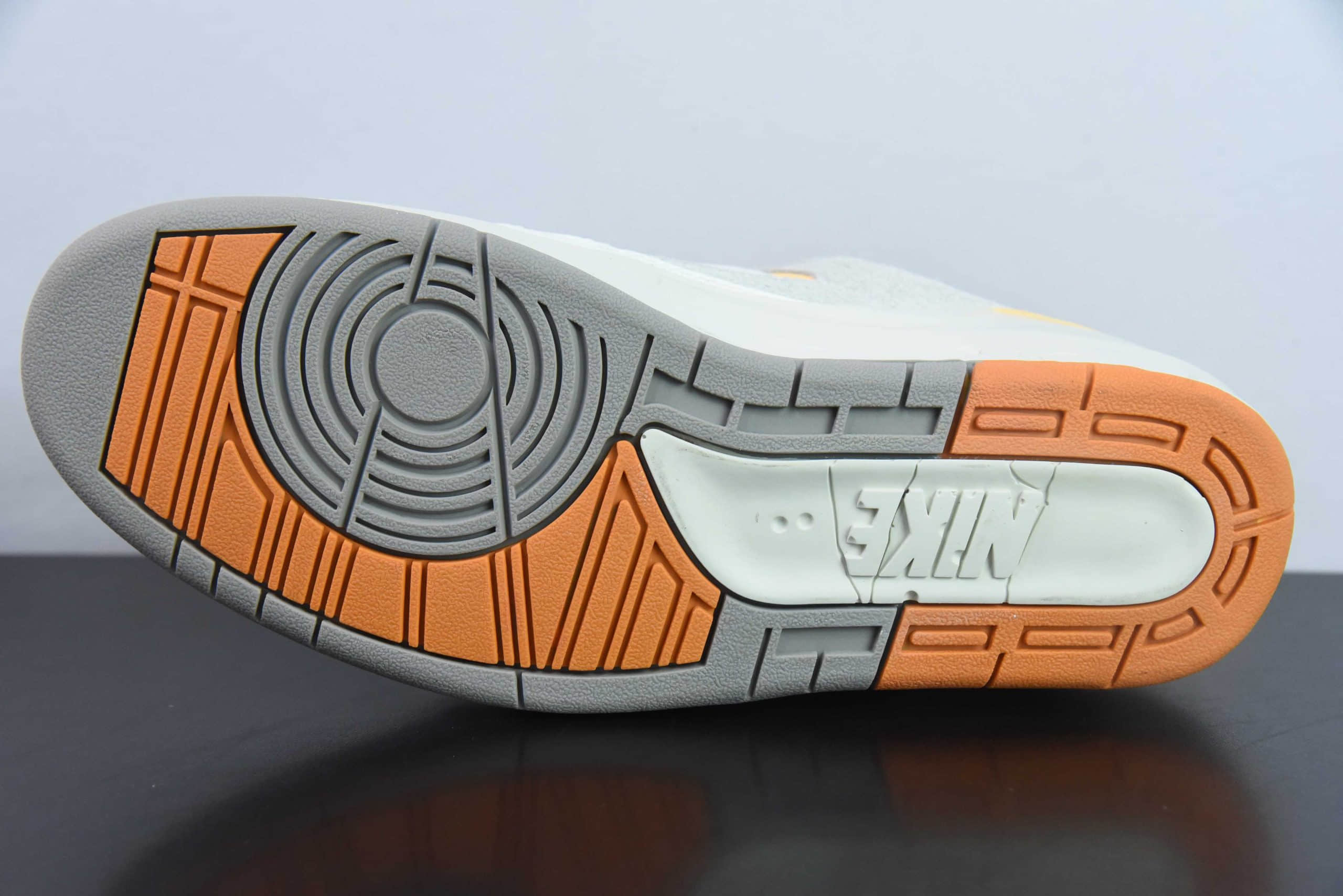 乔丹Air Jordan 2 Low Craft Melon Tint AJ2甜瓜复古文化篮球鞋纯原版本 货号:DV9956-118