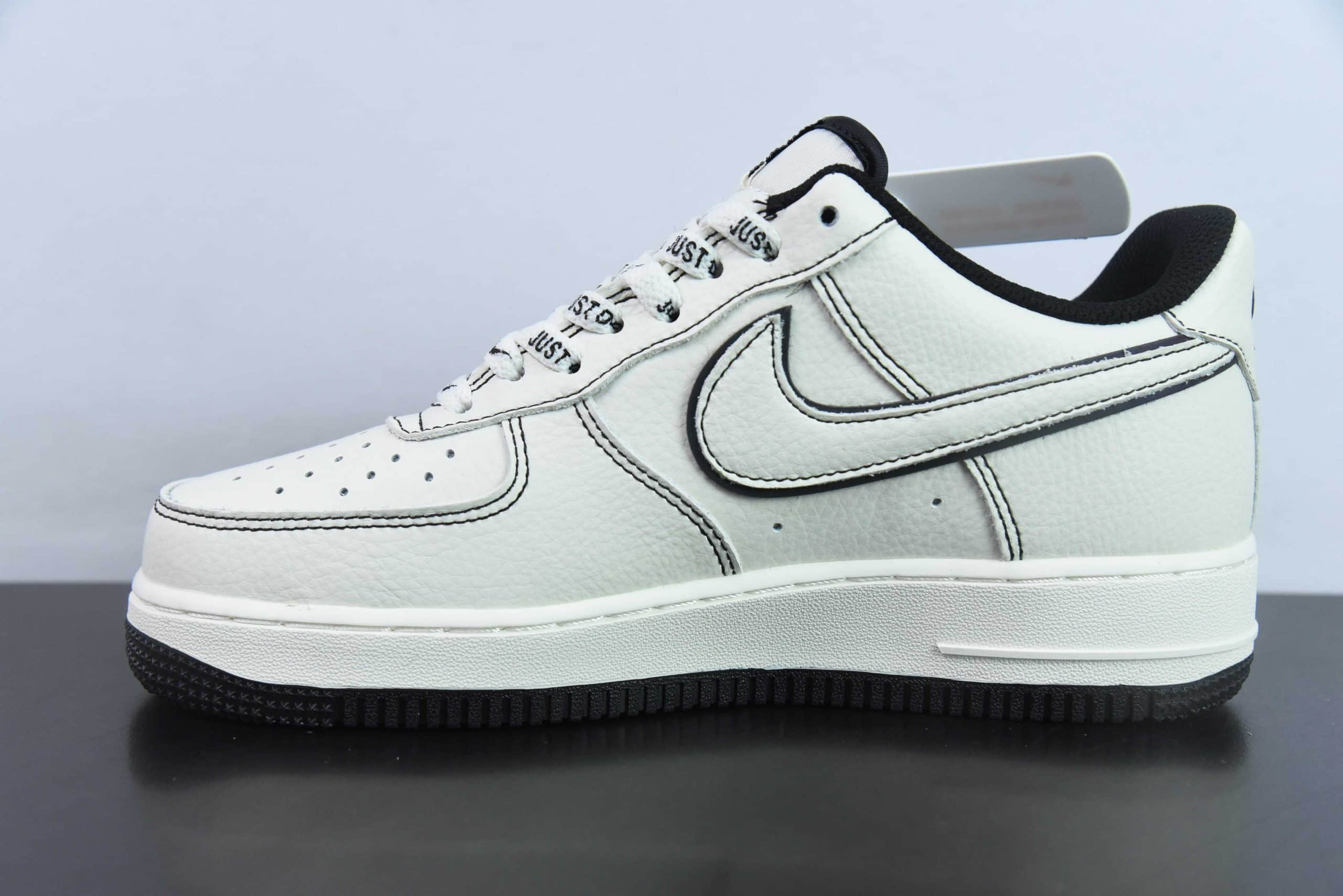 耐克Nike Stussy x Nike Air Force 1 Low 斯图西联名米白炫彩反光空军一号低帮休闲板鞋纯原版本 货号:UN1635-702