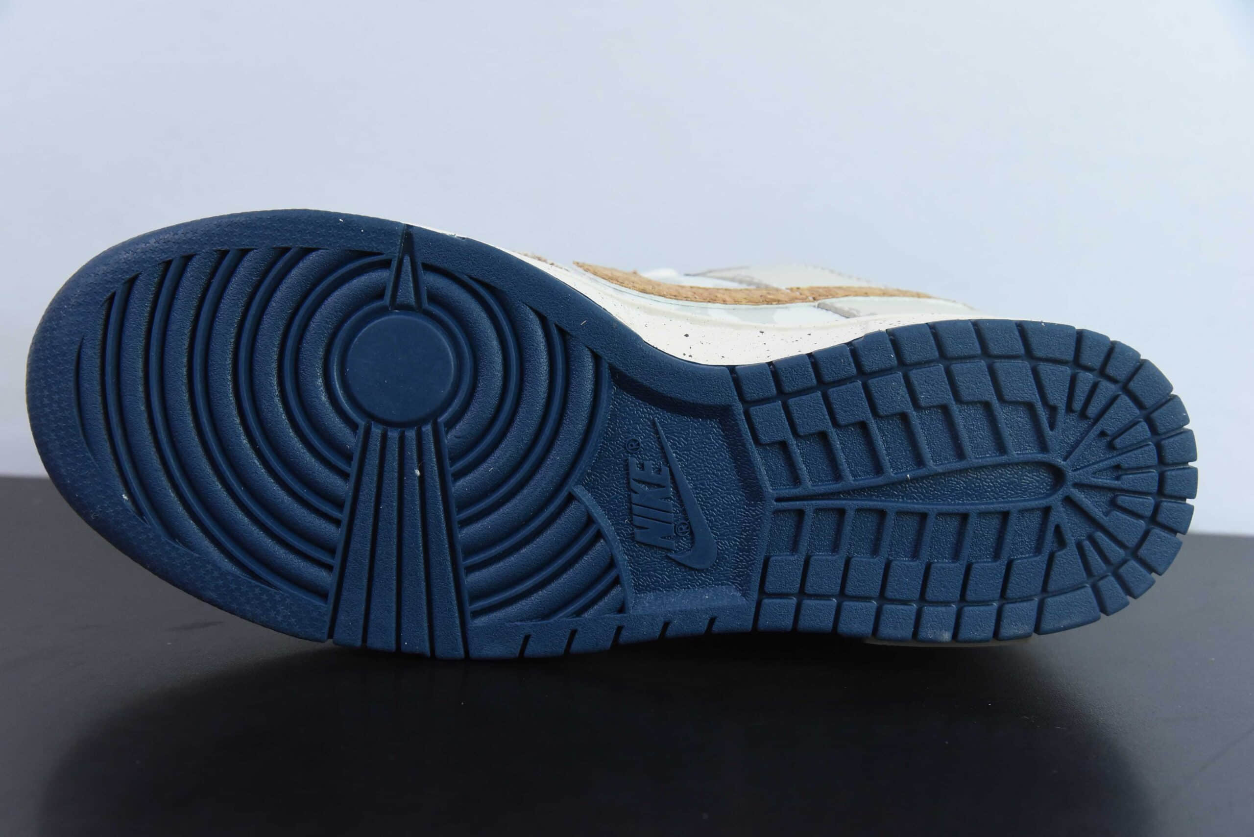耐克Nike SB Dunk Low 熊猫则座机拓荒骑士求生米白棕SB低帮休闲滑板鞋纯原版本 货号:DD1391-400