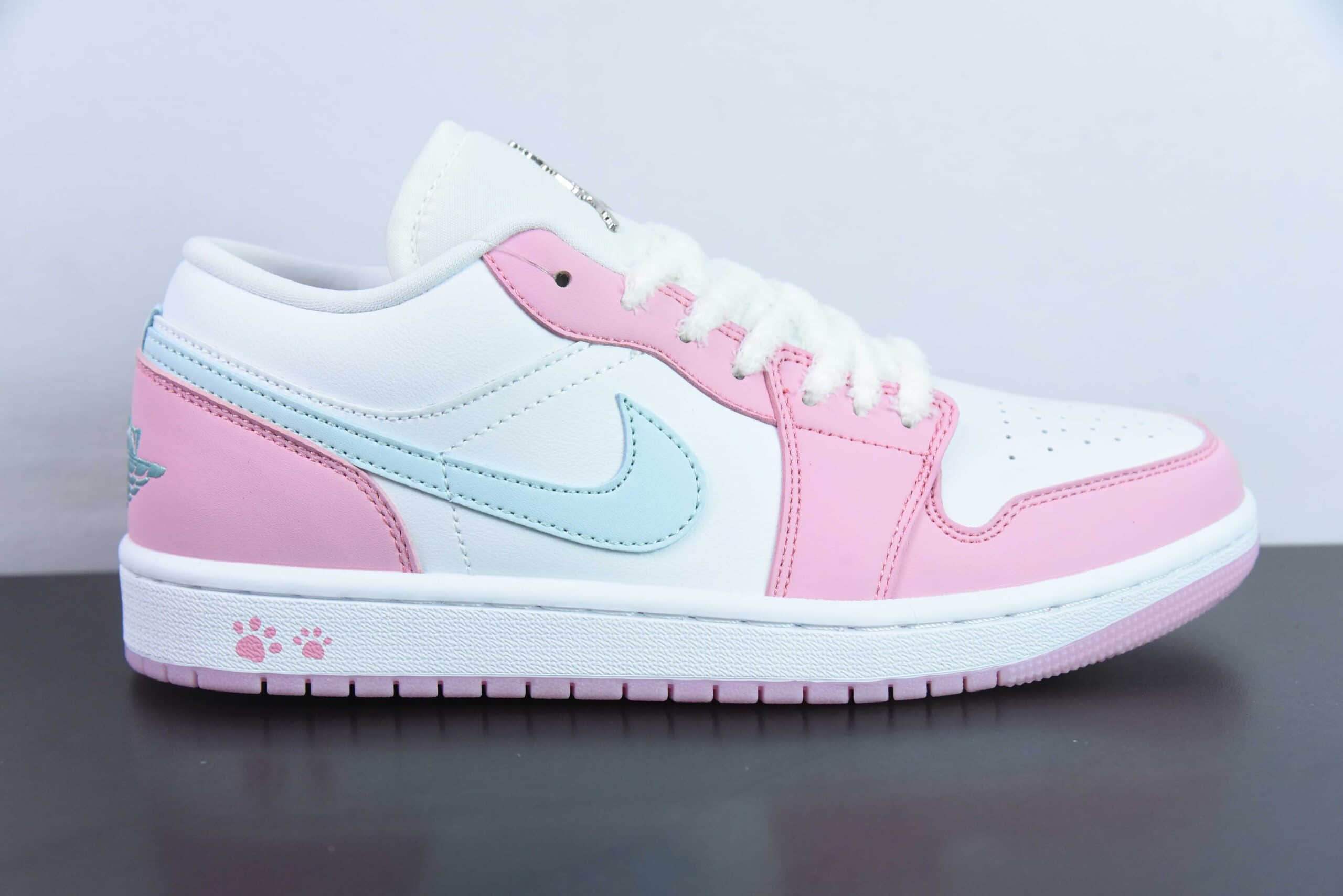 乔丹Air Jordan 1 Retro Low WhitePink FoamGlacier Blue AJ1白粉冰淇淋低帮休闲板鞋纯原版本 货号:HM3706-141