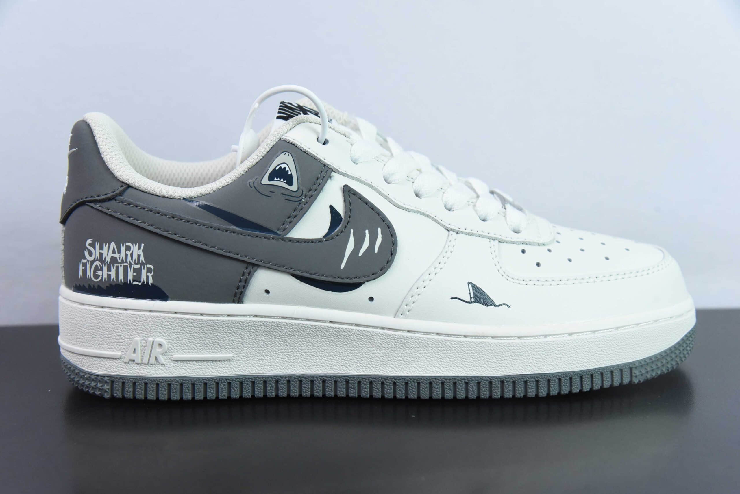耐克Nike Air Force 1 Low 07 白灰双钩涂鸦空军一号低帮休闲板鞋纯原版本 货号：DB3301-220