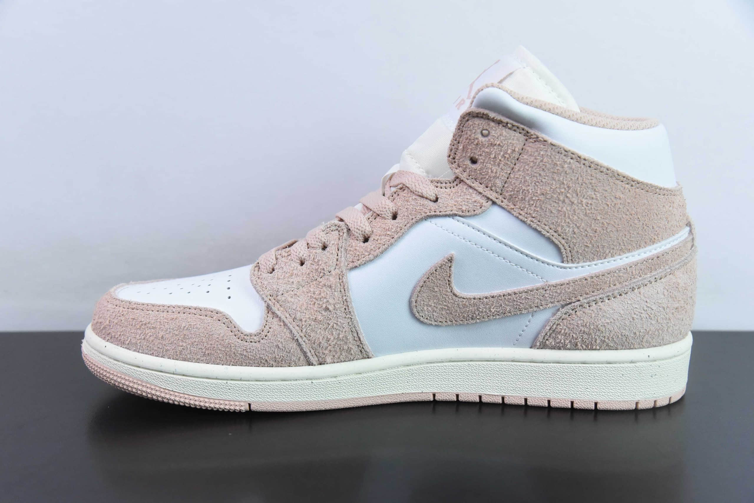 乔丹Air Jordan 1 Mid 白粉脚趾 AJ1中系帮列乔丹一代中帮经典复古文化休闲运动篮球鞋纯原版本 货号：FN7432-161 