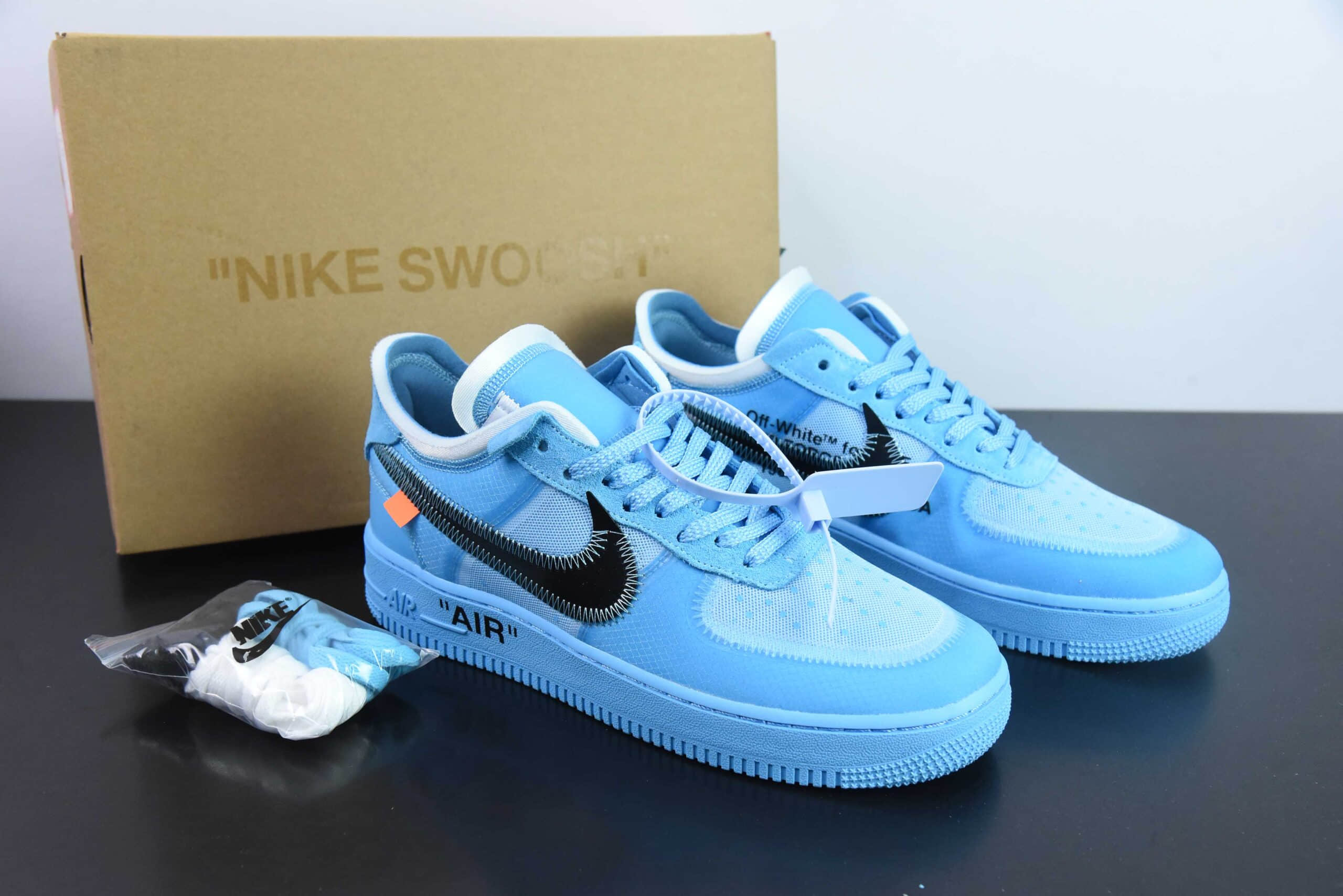 耐克Nike Off White x Nk Air Force 1 Low OW联名透明蓝空军一号低帮休闲板鞋纯原版本 货号：AO4606-400