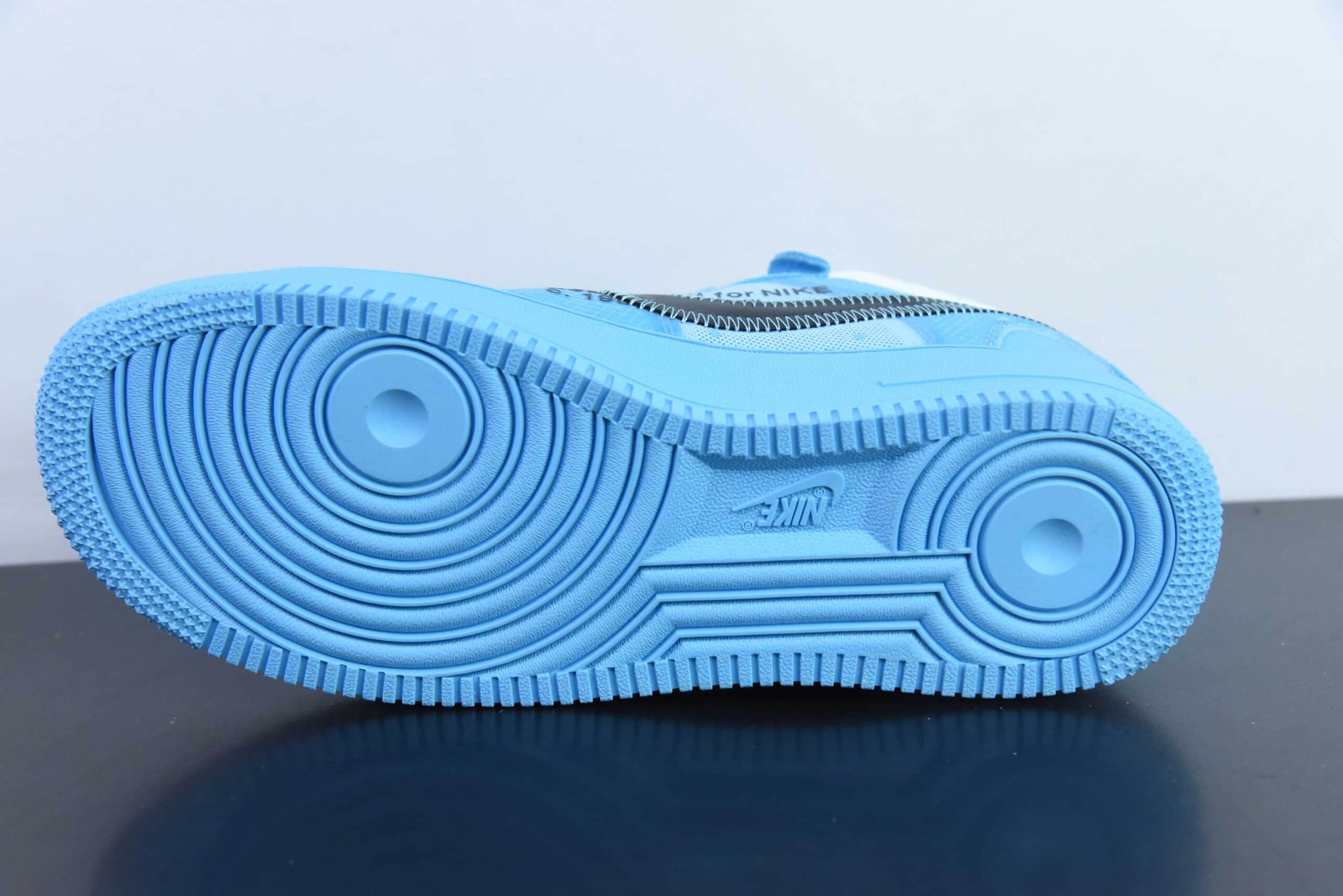 耐克Nike Off White x Nk Air Force 1 Low OW联名透明蓝空军一号低帮休闲板鞋纯原版本 货号：AO4606-400