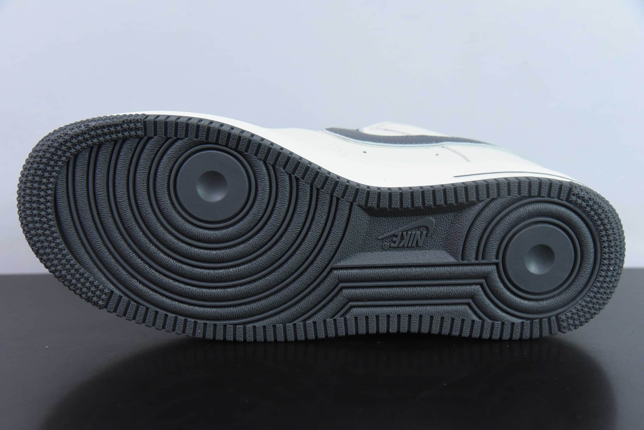 耐克Nike Air Force 1'07 Low Keep Fresh 深灰小勾空军一号低帮休闲板鞋纯原版本 货号:BM2023-105