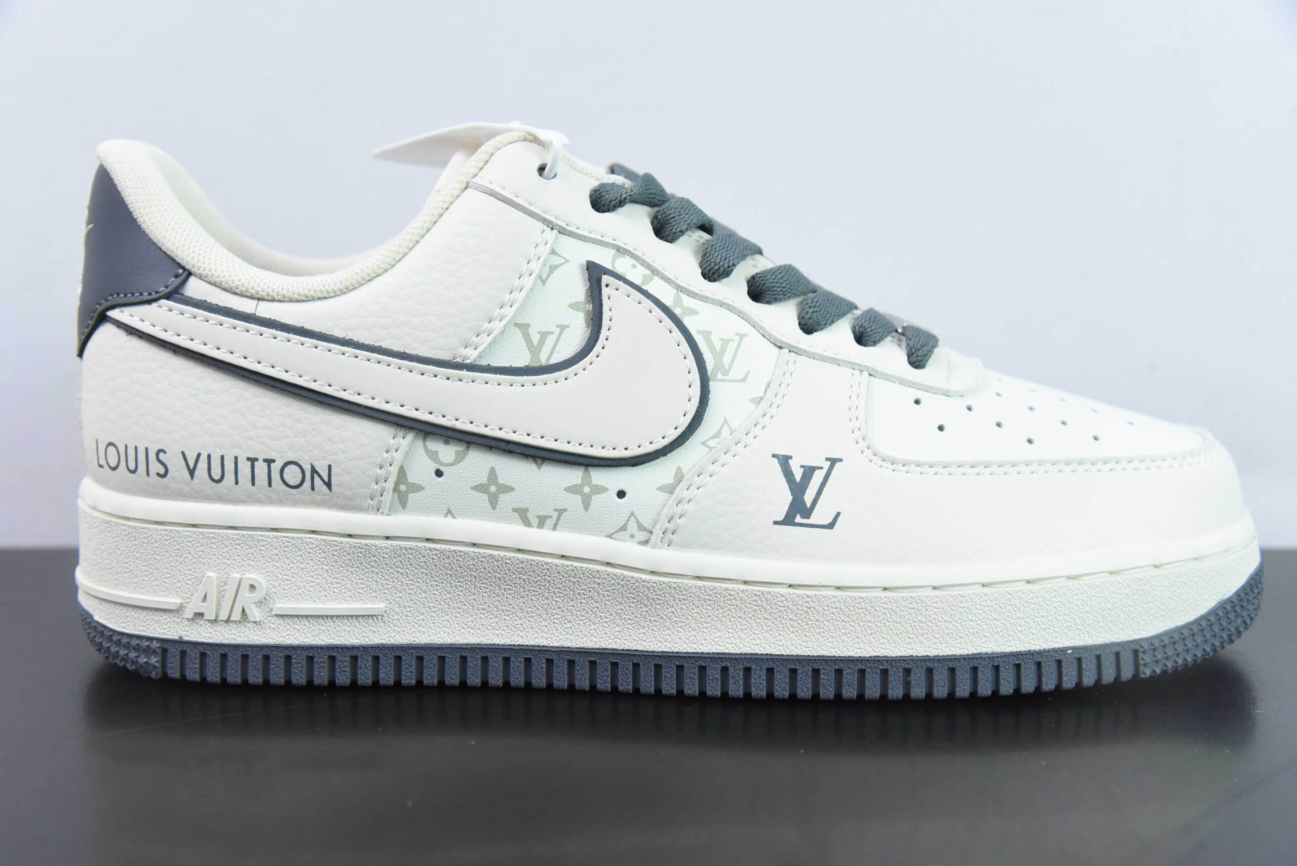 耐克NIke Air Force 1 '07 Low “LV联名米灰印花”空军一号低帮休闲板鞋纯原版本 货号：FB0788-200