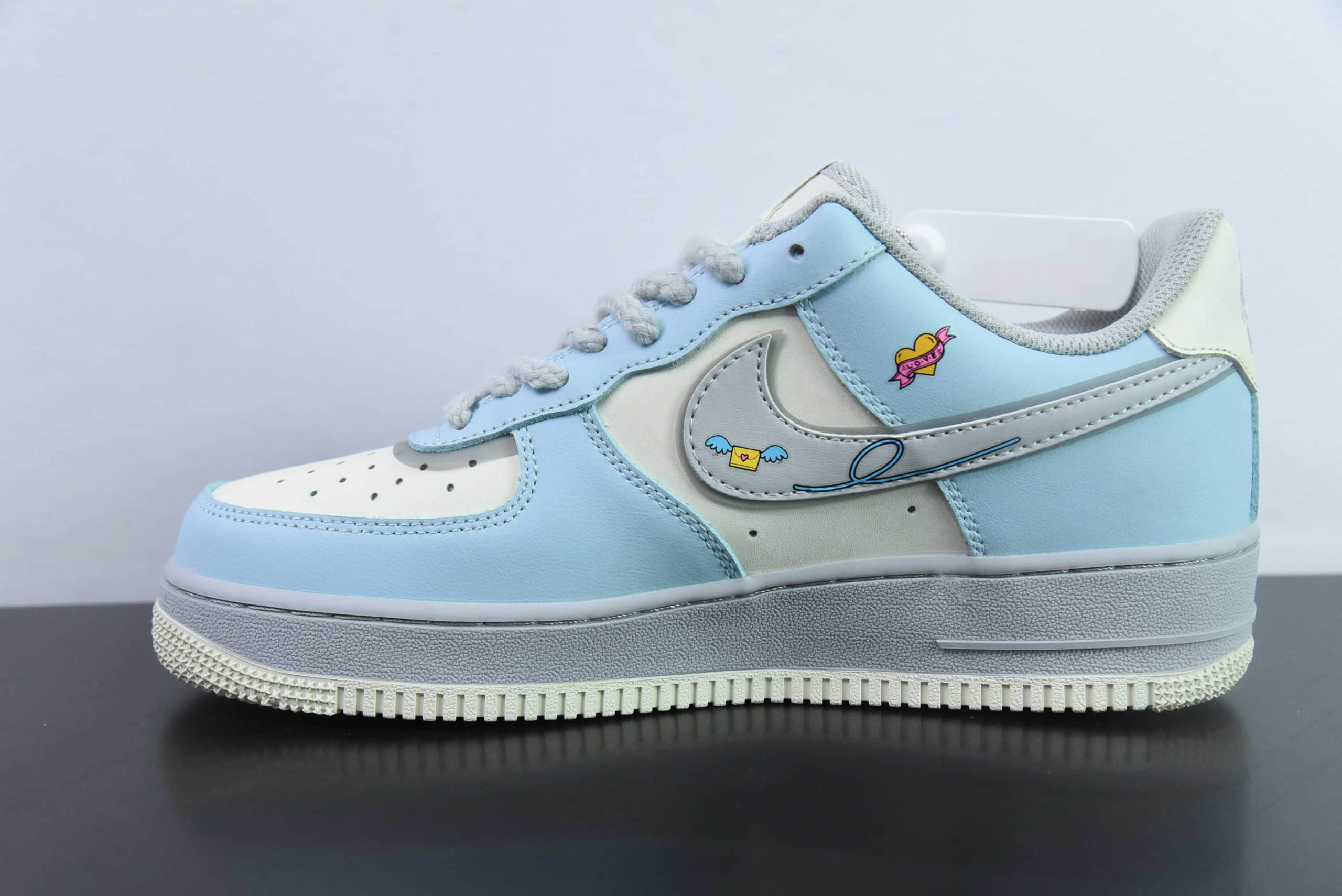 耐克Nike Air Force 1'07 Low Love Letter 七夕限定飞鸽情书空军一号低帮休闲板鞋纯原版本 货号:CJ0304-021