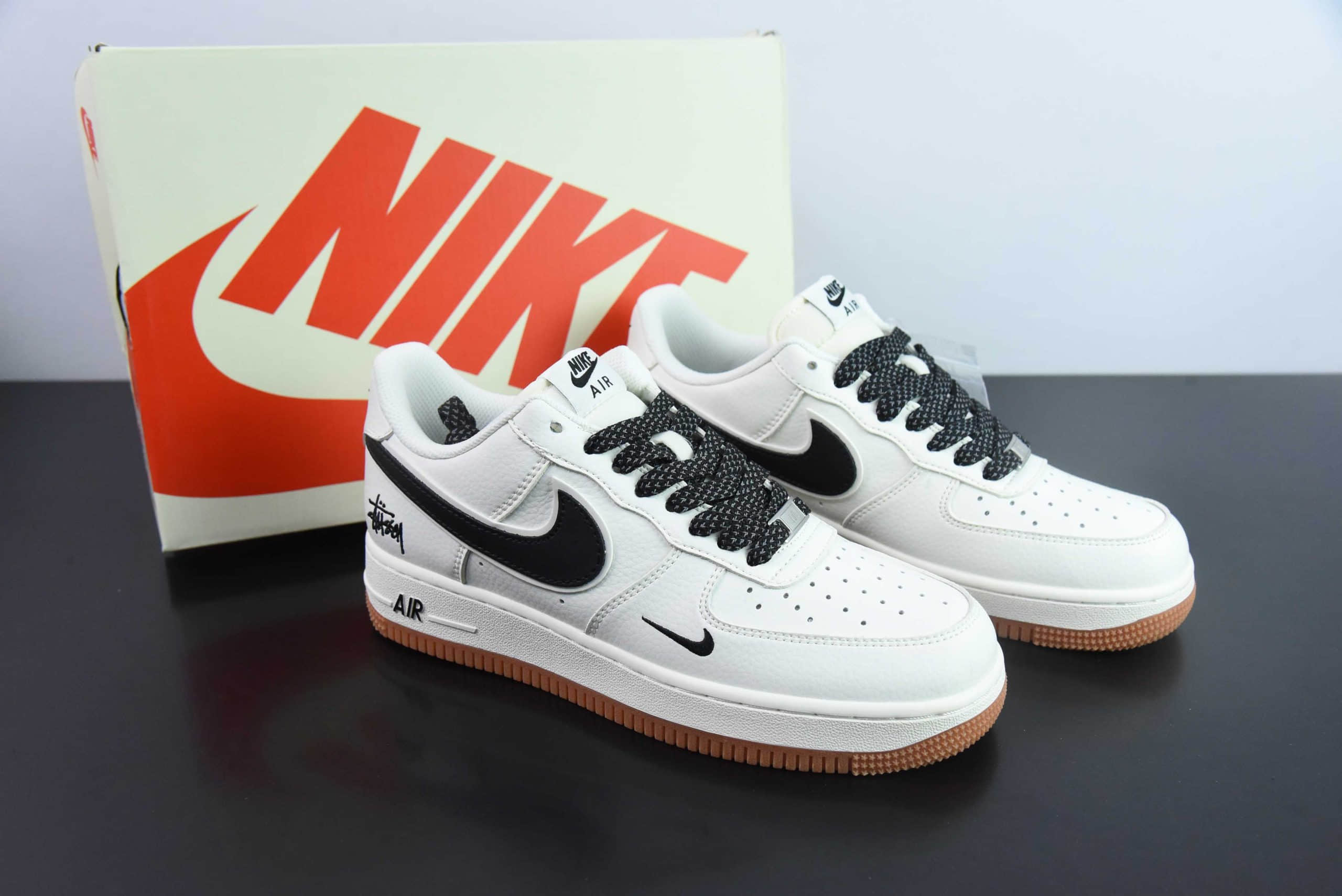 耐克Nike Air Force 1'07 Low斯图西联名米黑生胶空军一号低帮休闲板鞋纯原版本 货号:XZ5688-001