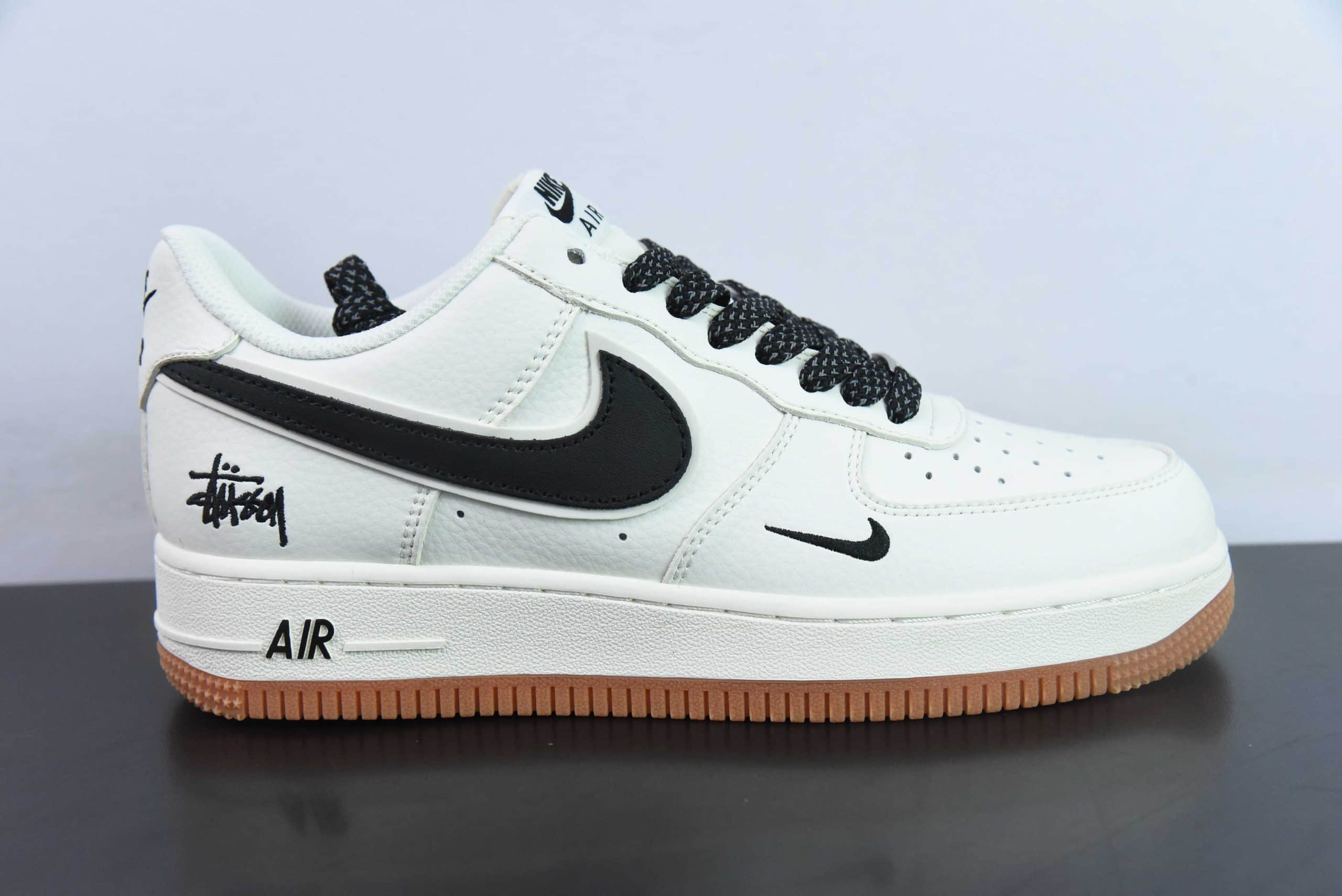 耐克Nike Air Force 1'07 Low斯图西联名米黑生胶空军一号低帮休闲板鞋纯原版本 货号:XZ5688-001