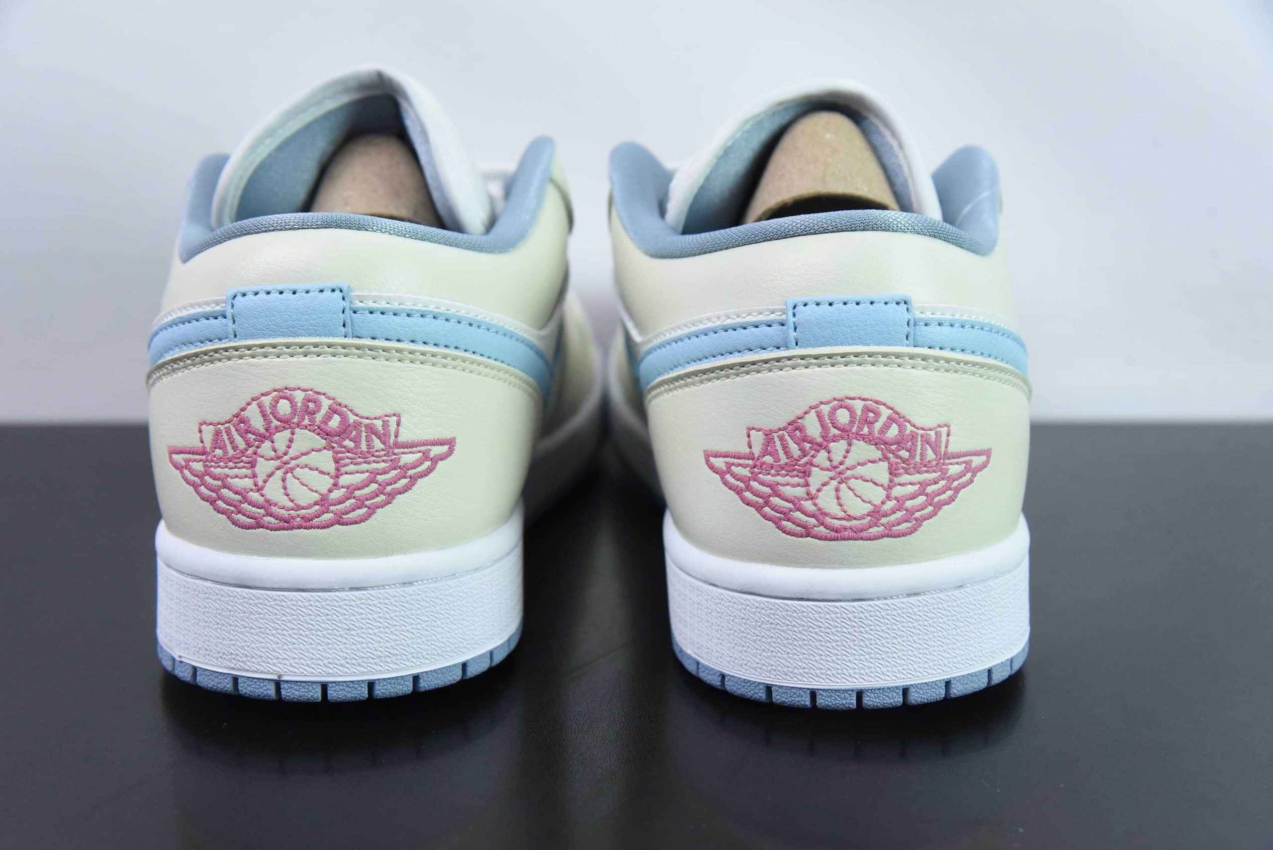 乔丹Air Jordan 1 Low 半岛小茶 AJ1乔1低帮休闲板鞋纯原版本 货号:DC0774-164