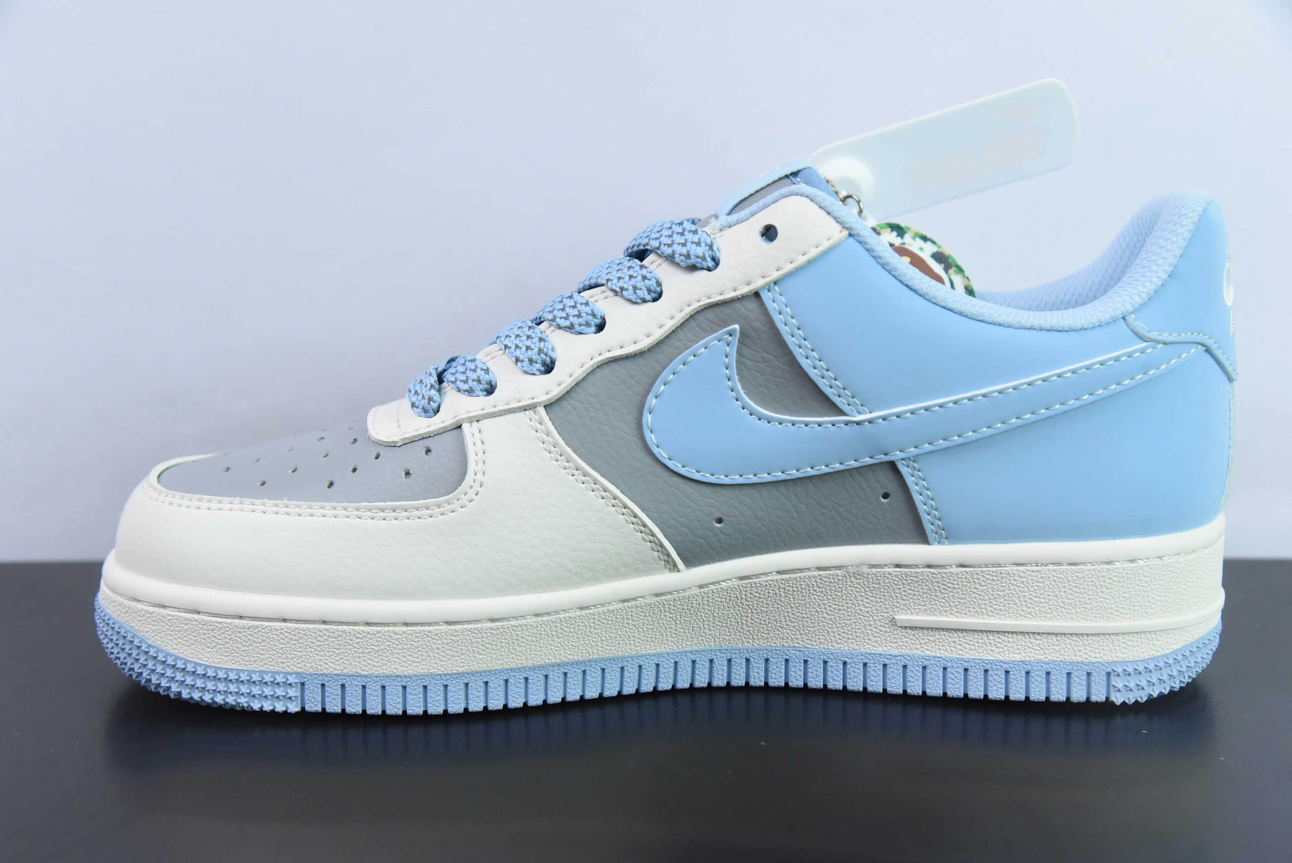 耐克Nike Air Force 1 Low 07 x BAPE 米白灰蓝空军一号低帮休闲板鞋纯原版本 货号：BB9599-204 