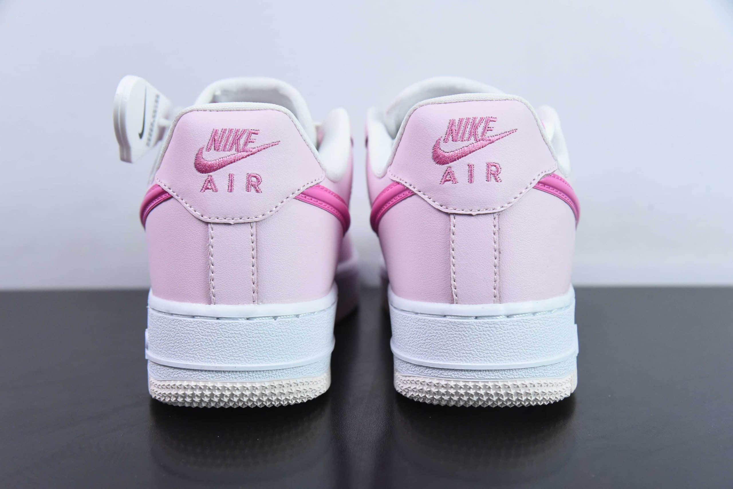 耐克Nike Air Force 1 Low 07 猫爪白粉空军一号低帮休闲板鞋纯原版本 货号:HM3696-661
