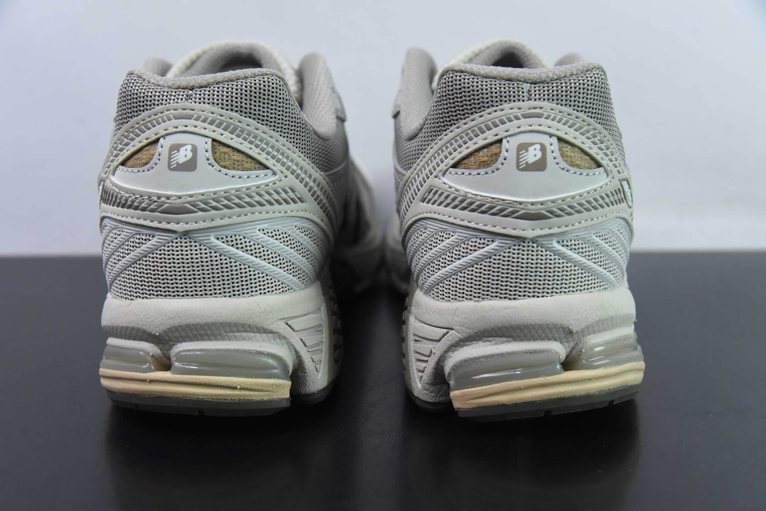 新百伦New Balance ML860系列沙漠黄复古老爹风休闲运动慢跑鞋纯原版本 货号:ML860KS2