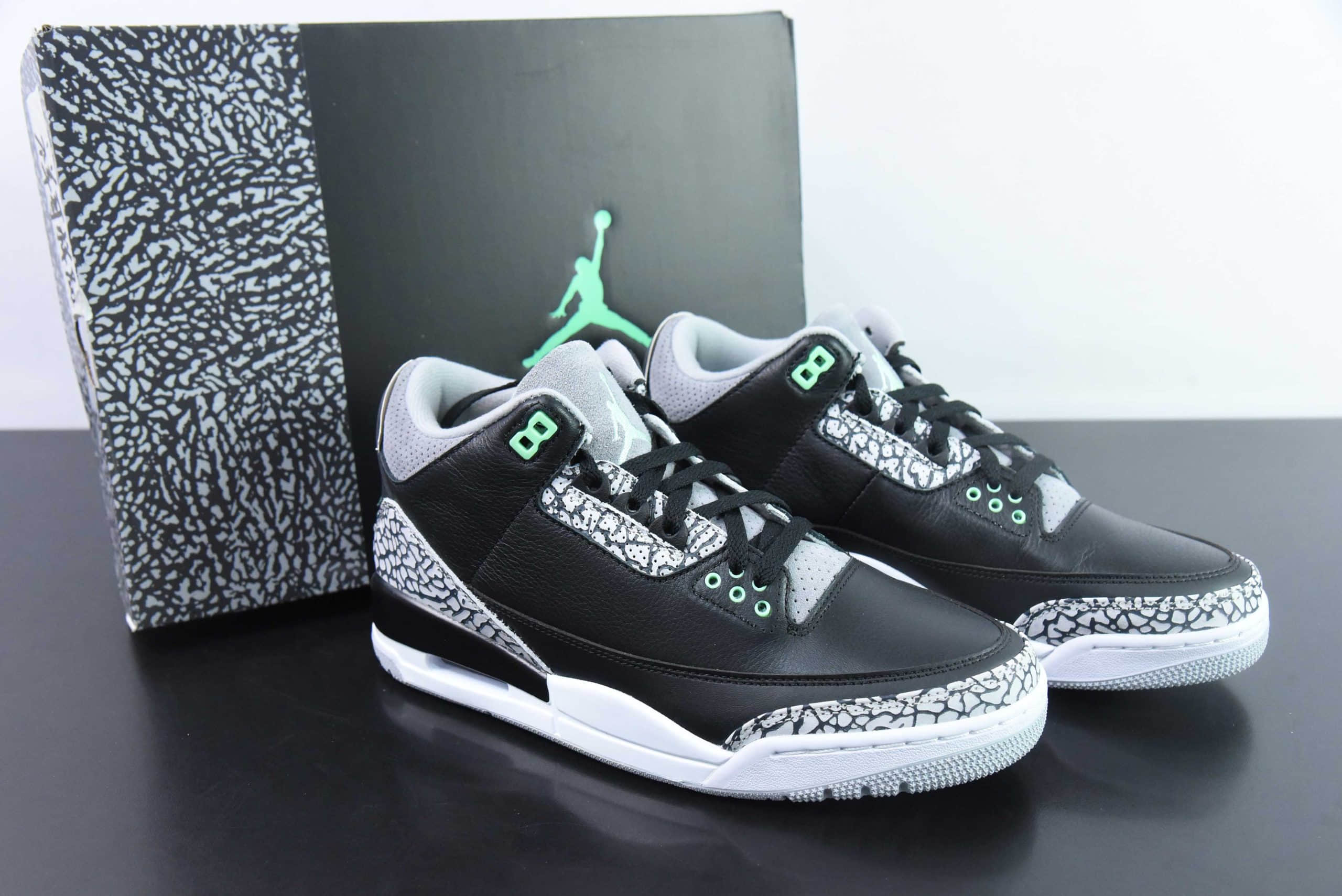 乔丹Air Jordan 3 Green Glow AJ3 乔3黑绿男子文化篮球鞋纯原版本 货号：CT8532-031 