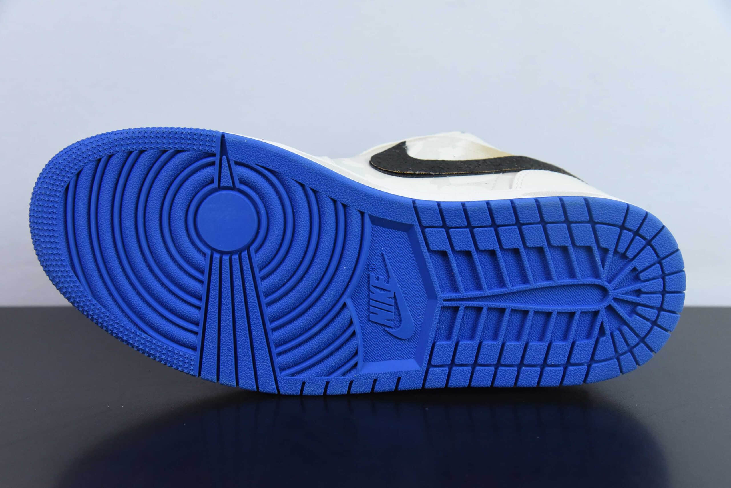 乔丹Air Jordan AJ1 Low 熊猫恶作剧无人区AJ1低帮定制配色篮球鞋纯原版本 货号：553558-140