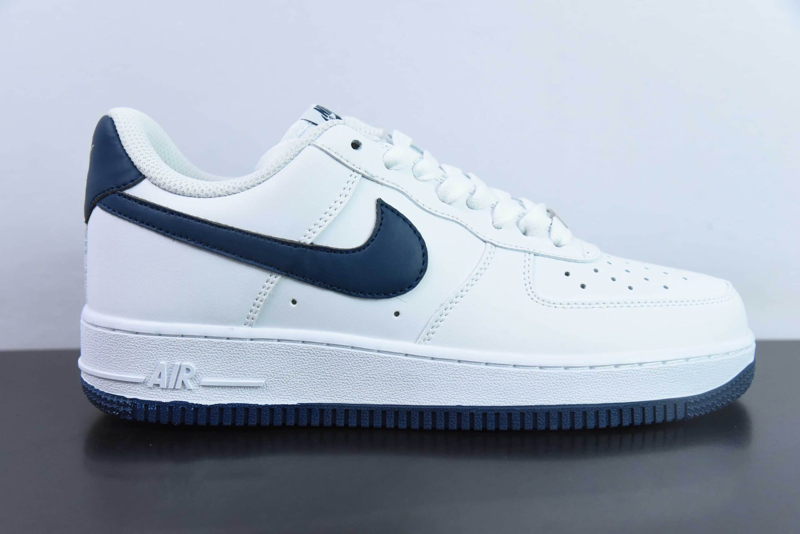 耐克Nike Air Force 1 AF1白蓝空军一号低帮休闲板鞋纯原版本 货号：FJ4146-104 