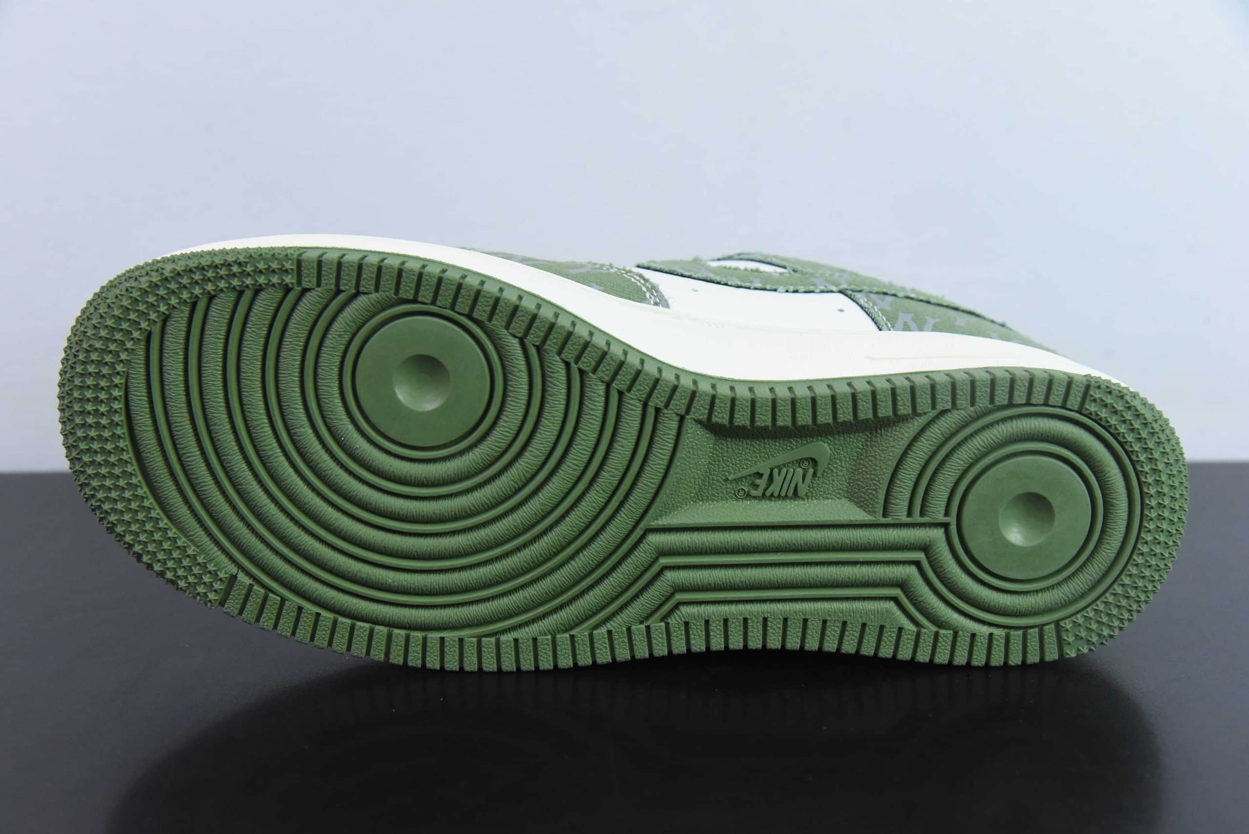 耐克NIke Air Force 1 '07 Low “LV联名荷叶绿”空军一号低帮运动休闲鞋纯原版本 货号:HD1968-029
