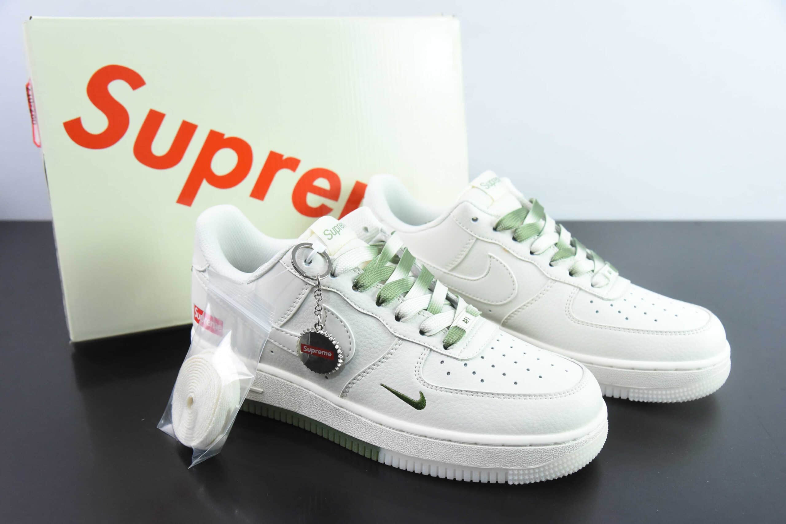 耐克Nike Supreme x Air Force 1 Low米白绿空军一号低帮休闲板鞋纯原版本 货号:BB7577-213
