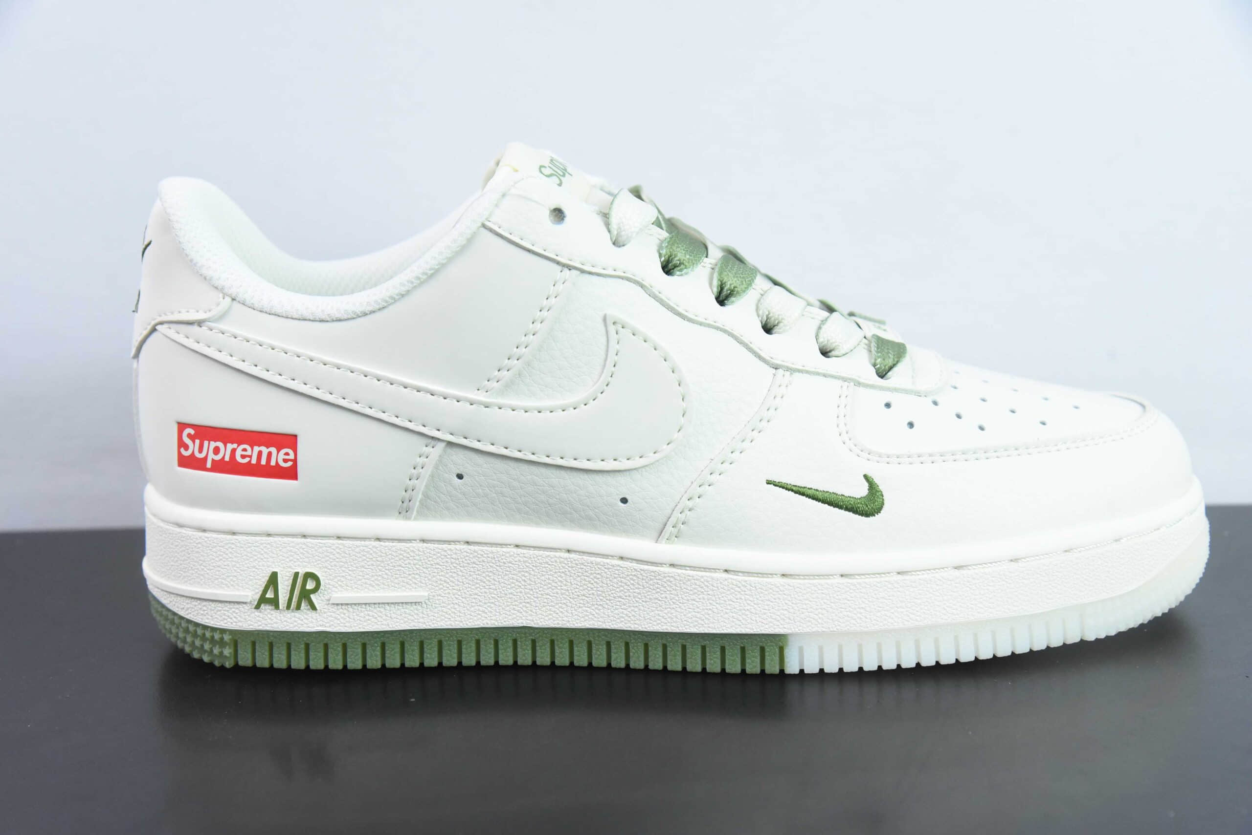 耐克Nike Supreme x Air Force 1 Low米白绿空军一号低帮休闲板鞋纯原版本 货号:BB7577-213