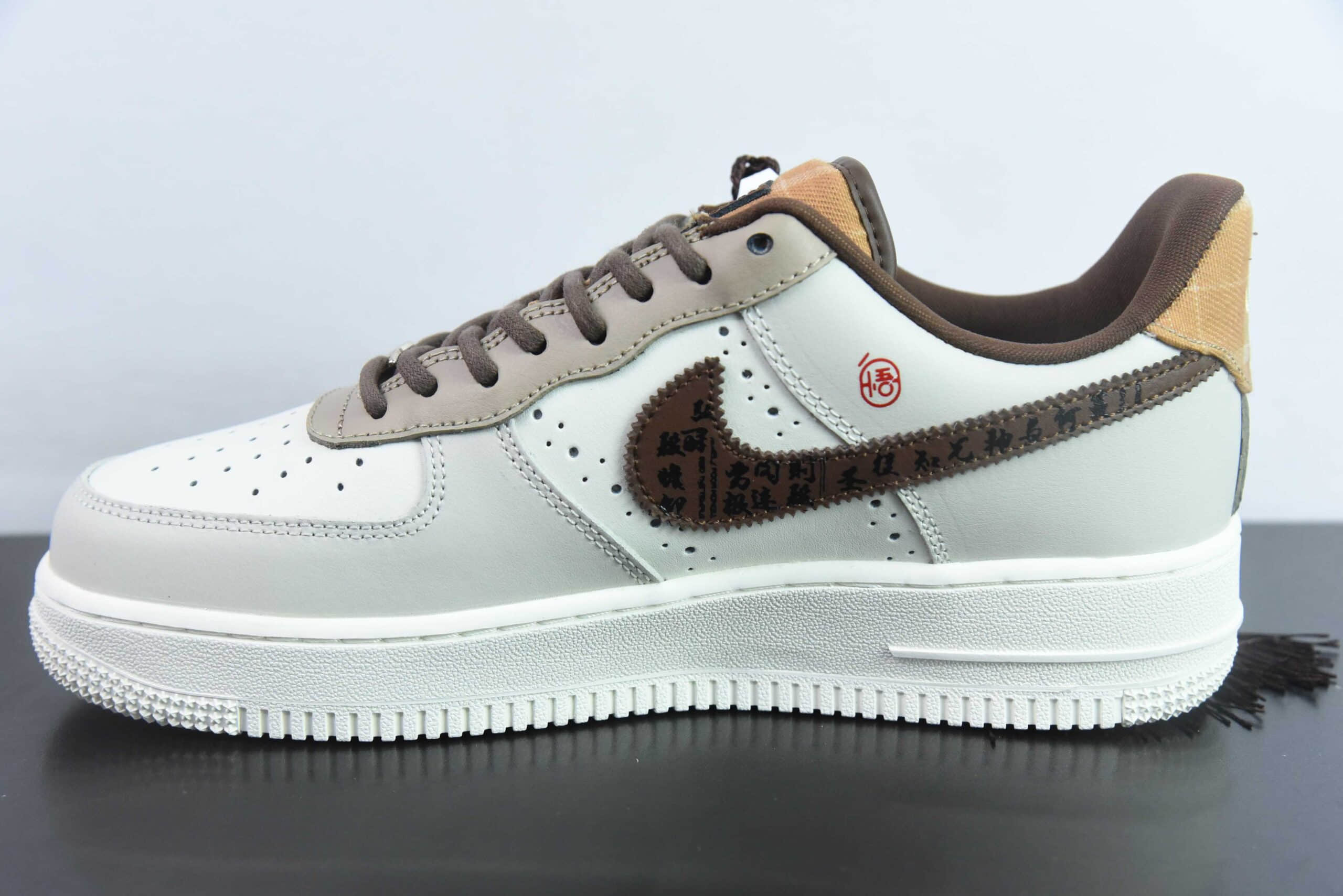 耐克Nike Air Force 1 07 Low Black Myth Wu kong芝麻可可棕雕花黑悟空涂鸦空军一号低帮休闲板鞋纯原版本 货号:FV3702-122