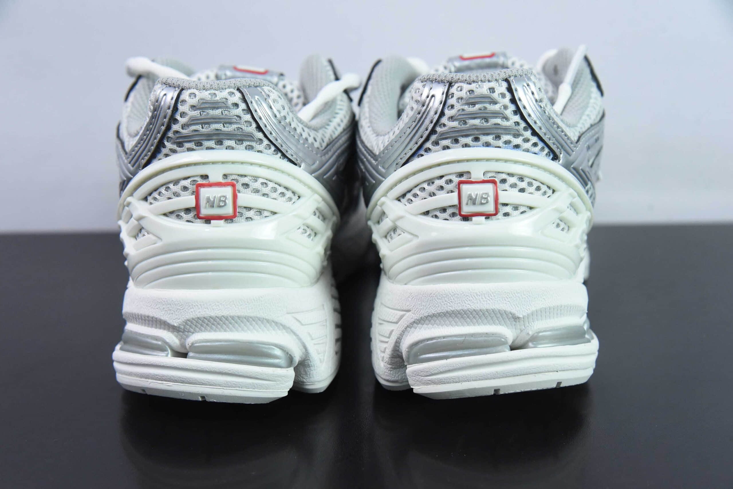 新百伦New Balance M1906系列金属银白复古老爹风休闲运动慢跑鞋纯原版本 货号:M1906RCB
