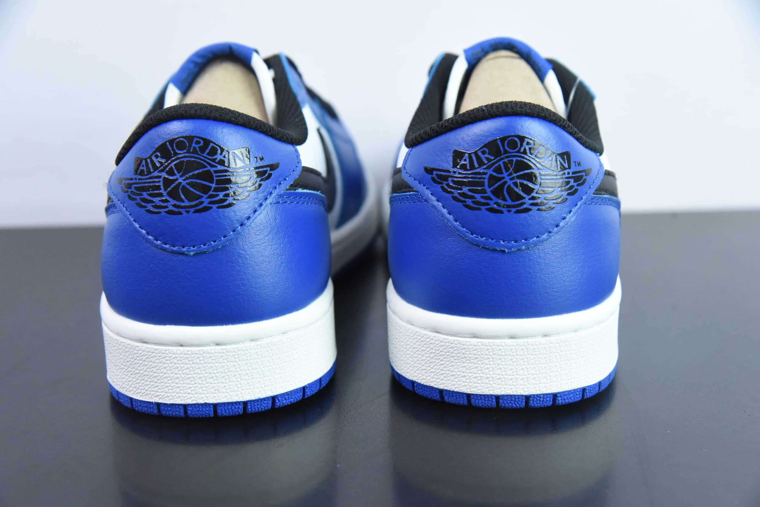 乔丹Air Jordan 1 Low 蓝白黑AJ1乔1低帮休闲板鞋纯原版本 货号：CZ0790-140