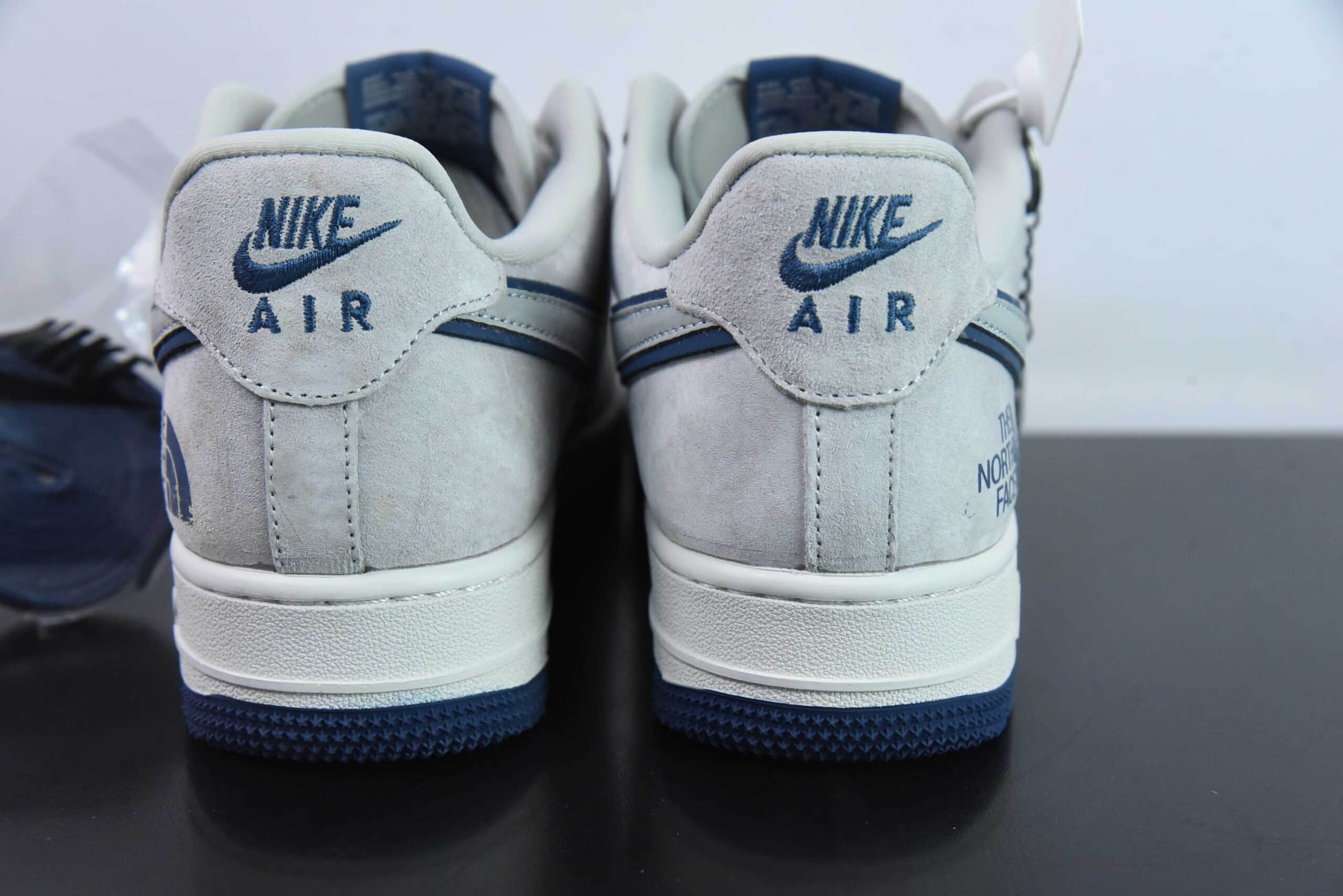 耐克Nike Air Force 1 AF1 CDG联名麂皮灰北面印花空军一号低帮休闲板鞋纯原版本 货号:HD1968-014