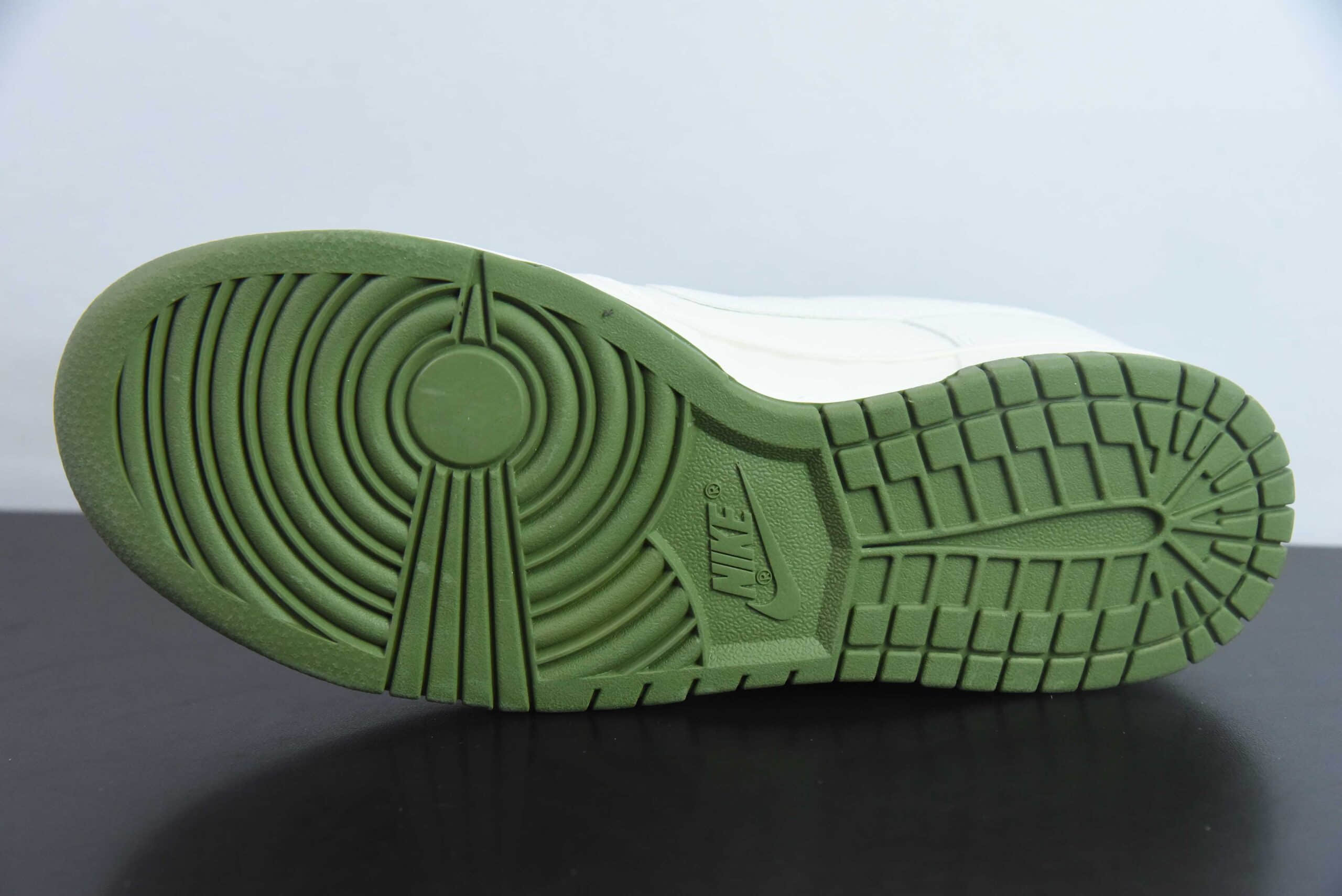 耐克Nike Dunk Low SB古驰联名白绿印花定制版SB低帮休闲滑板鞋纯原版本 货号:KK1888-007