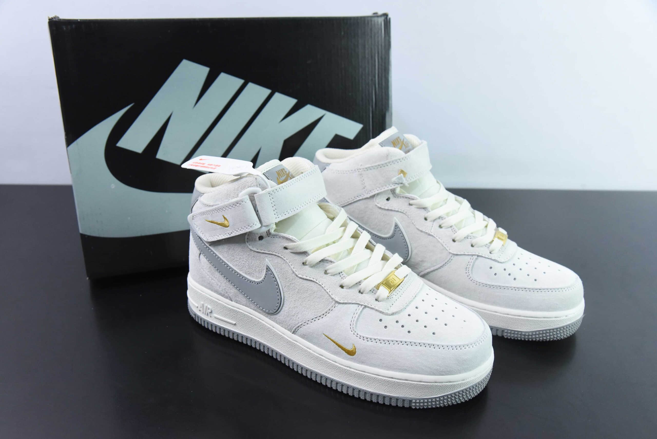 耐克Nike Air Force 1MID ’07灰麂皮小勾空军一号中帮休闲板鞋纯原版本 货号：KG3031-012 